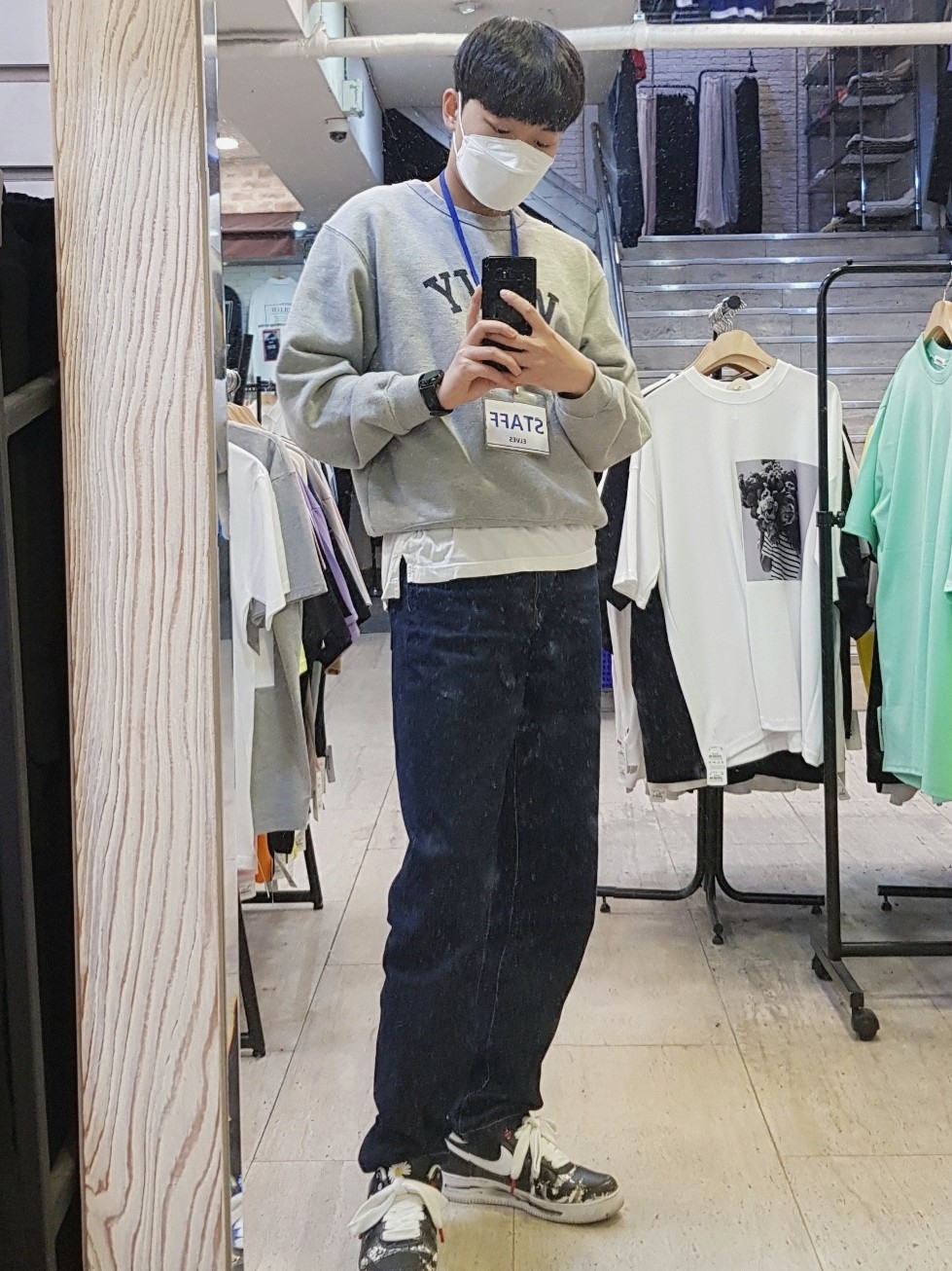 Nike x Peaceminusone Air Force 1 Low Para-Noise 착용 스타일