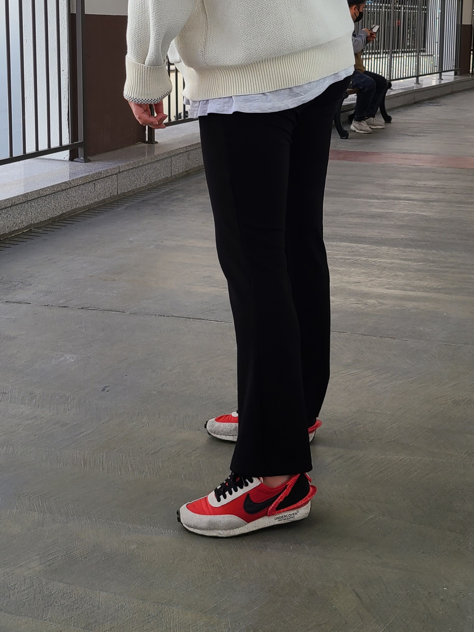 (W) Nike x Undercover Daybreak University Red, Essentials Knit Hoodie Cream - 20FW 착용 스타일