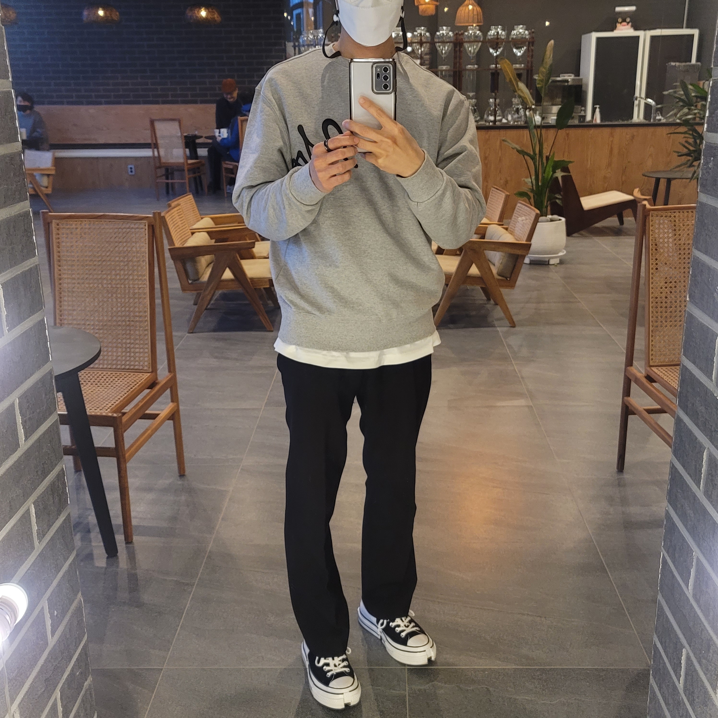 Converse x Feng Chen Wang Chuck 70 2-in-1 Natural Ivory Black 착용 스타일