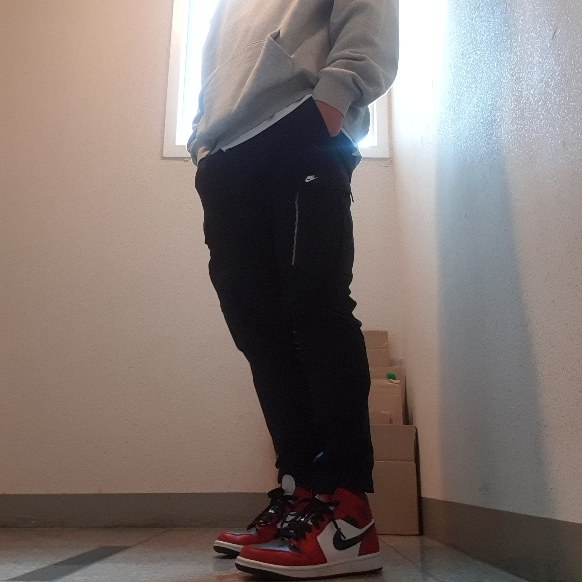 Jordan 1 Mid Chicago Black Toe 착용 스타일