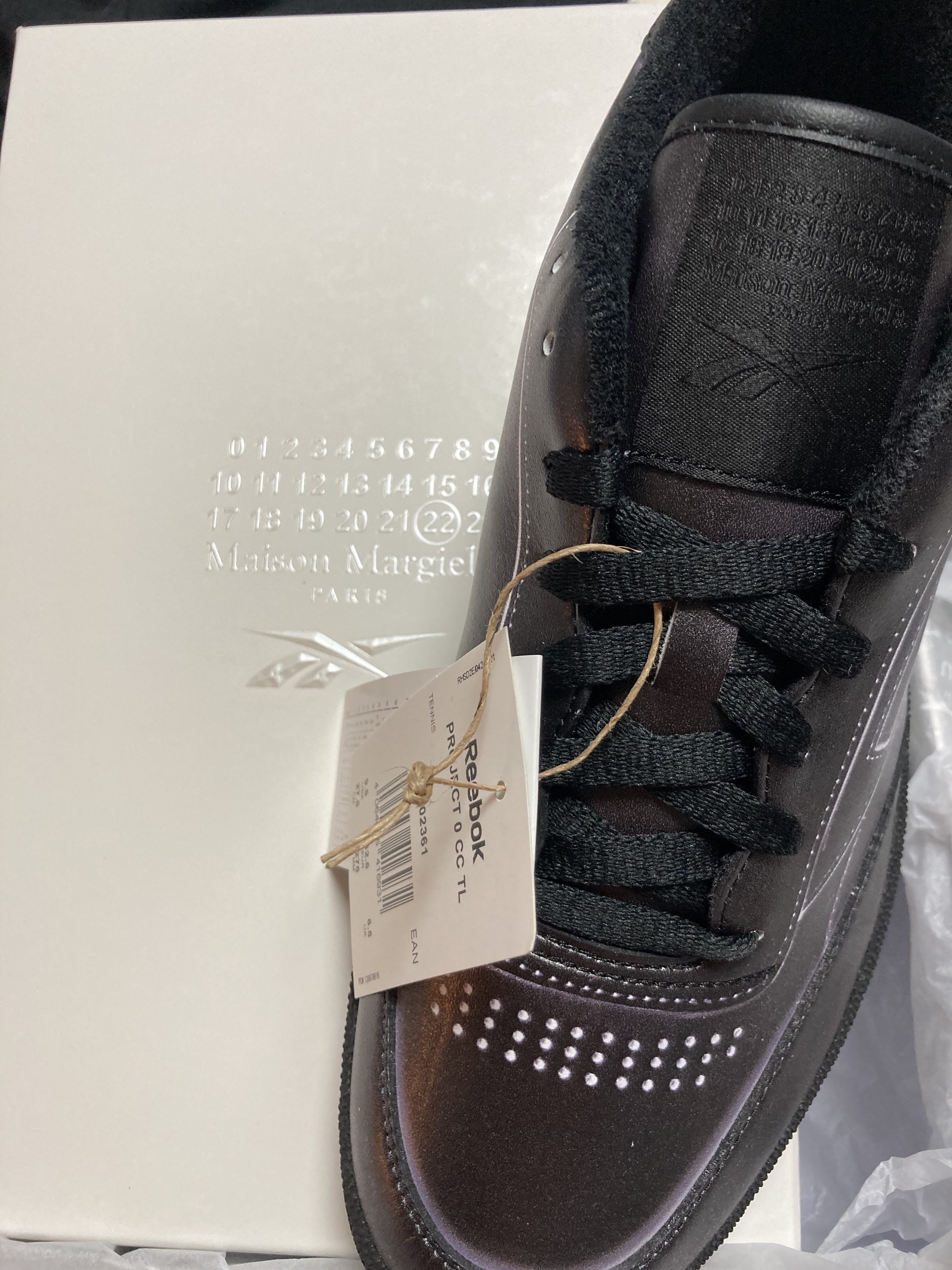 Reebok x Maison Margiela Club C TL Black 착용 스타일