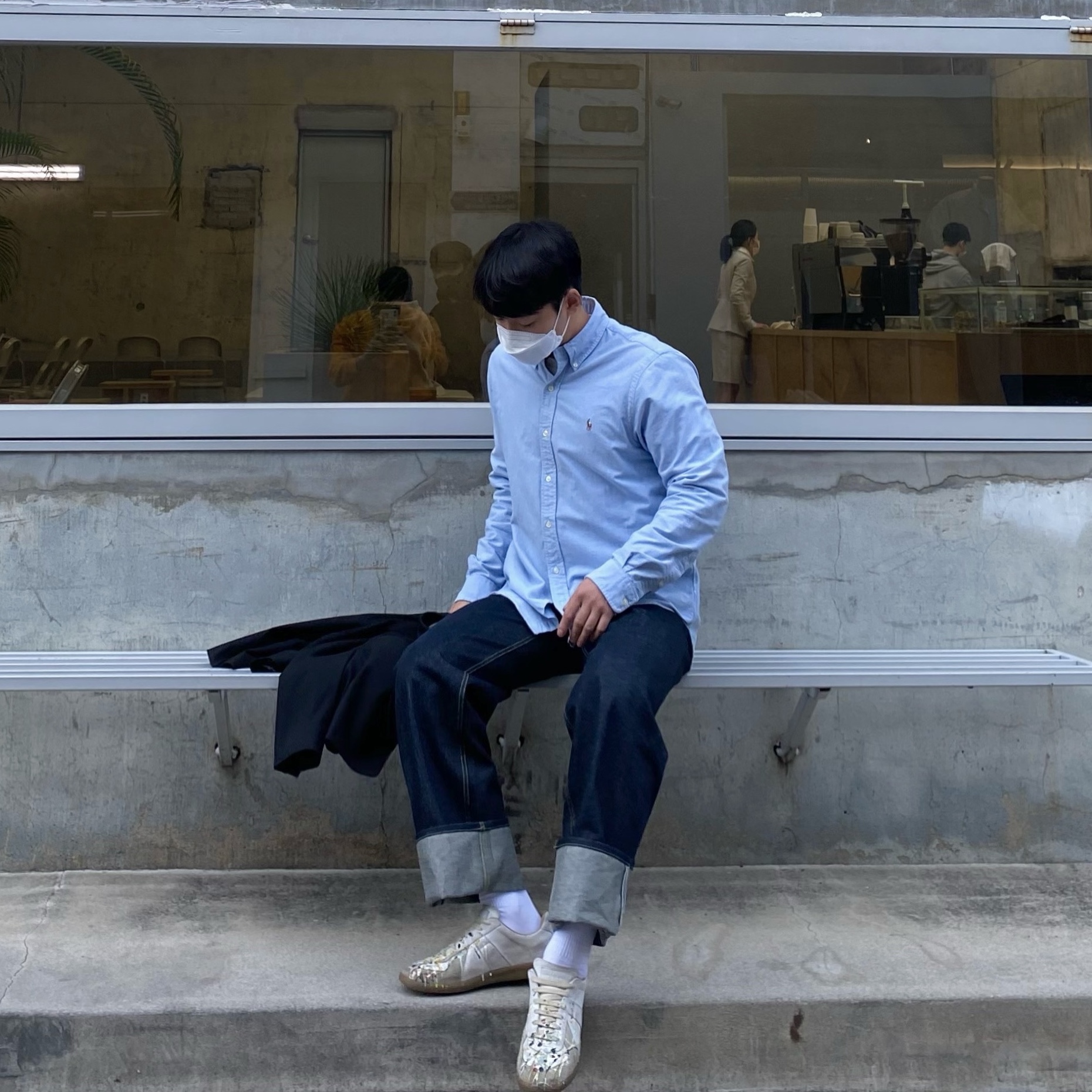 Maison Margiela Replica Paint Drop Sneakers 착용 스타일