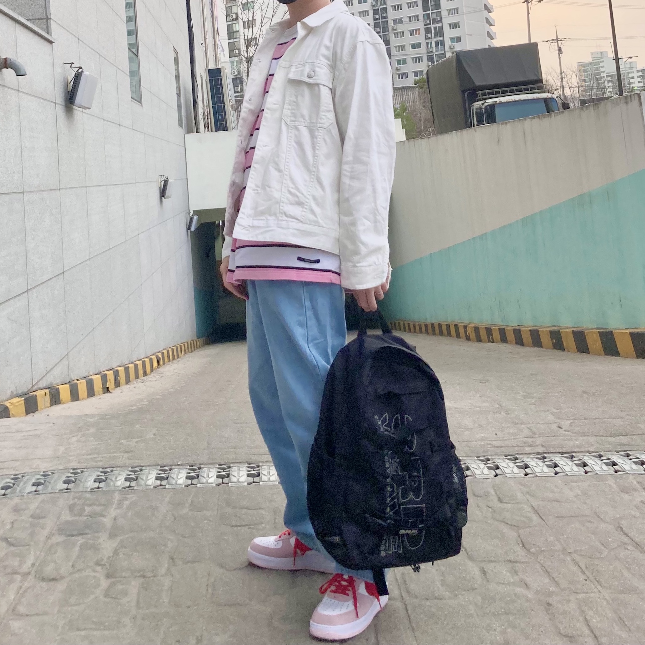 Nike Air Force 1 '07 QS Valentine's Day 착용 스타일