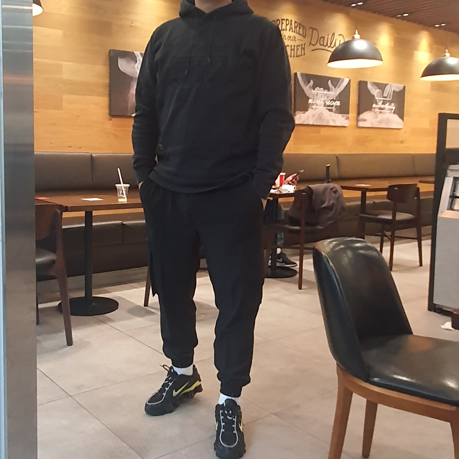 Nike x Skepta Shox TL 착용 스타일