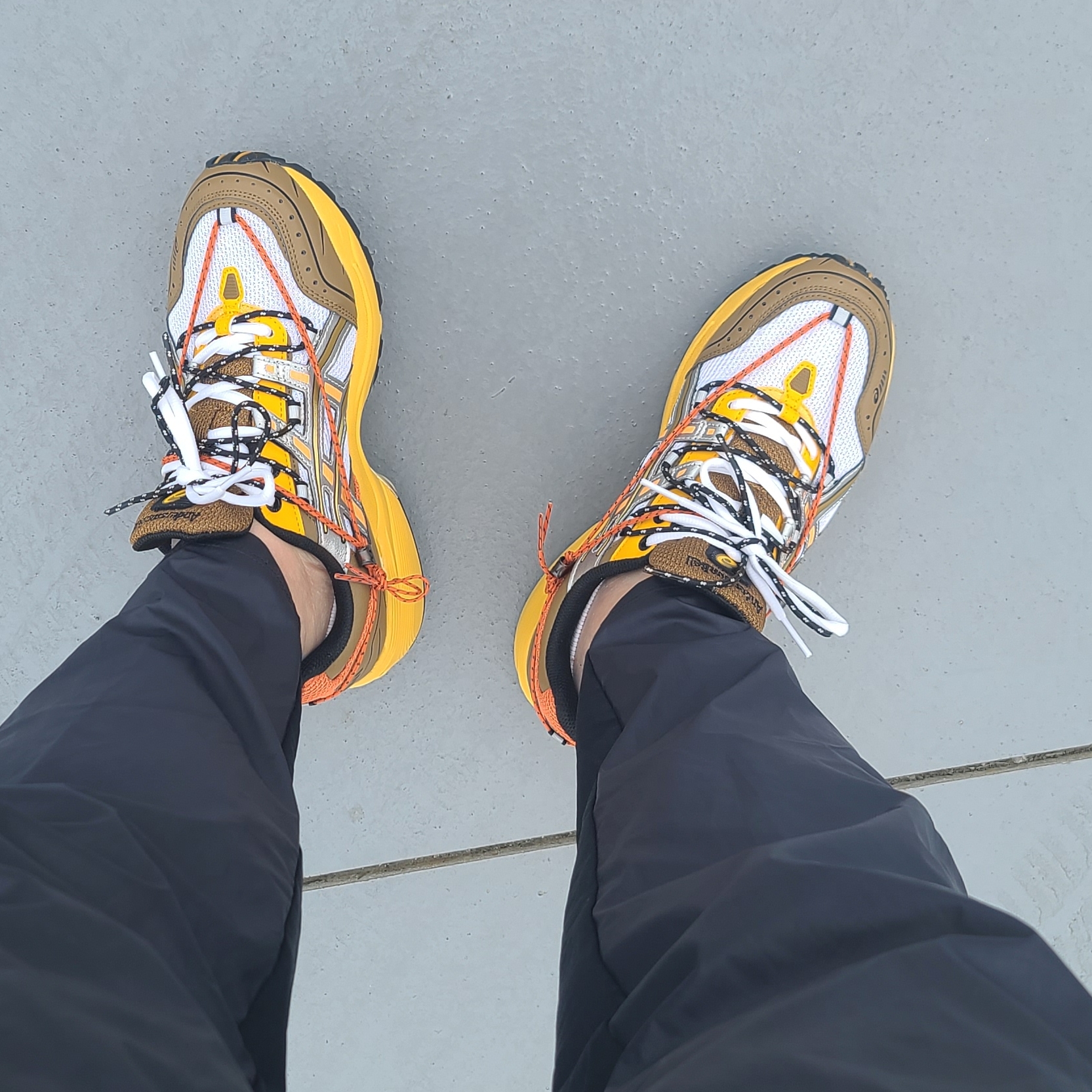 Nike x Undercover Overbreak SP Black, Asics x Andersson Bell Gel-1090 White Orange 착용 스타일 - 2