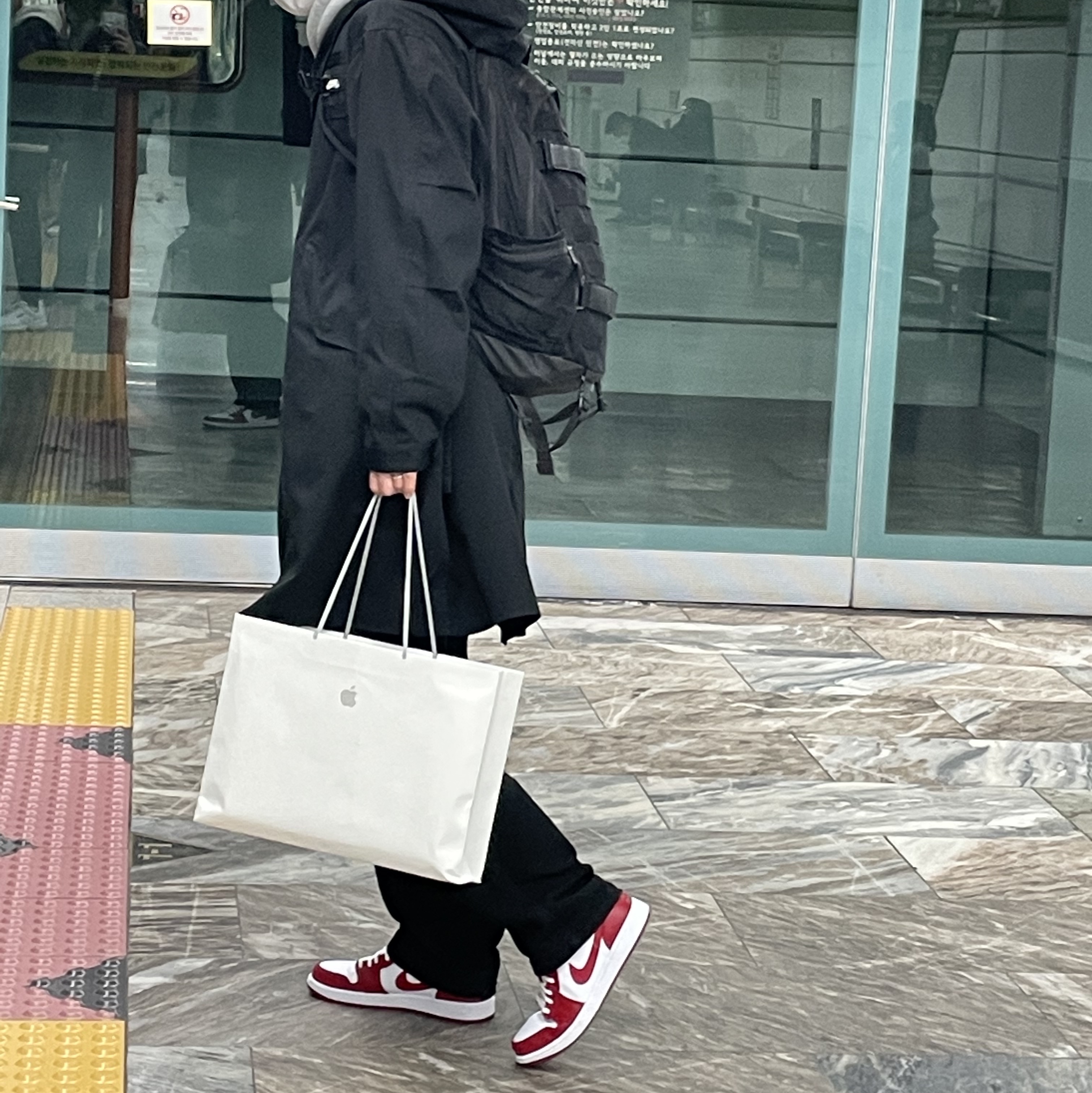 Jordan 1 Low Gym Red White 착용 스타일