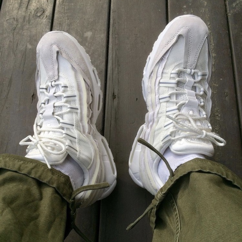 Nike x Comme des Garcons Homme Plus Air Max 95 White 착용 스타일 - 2