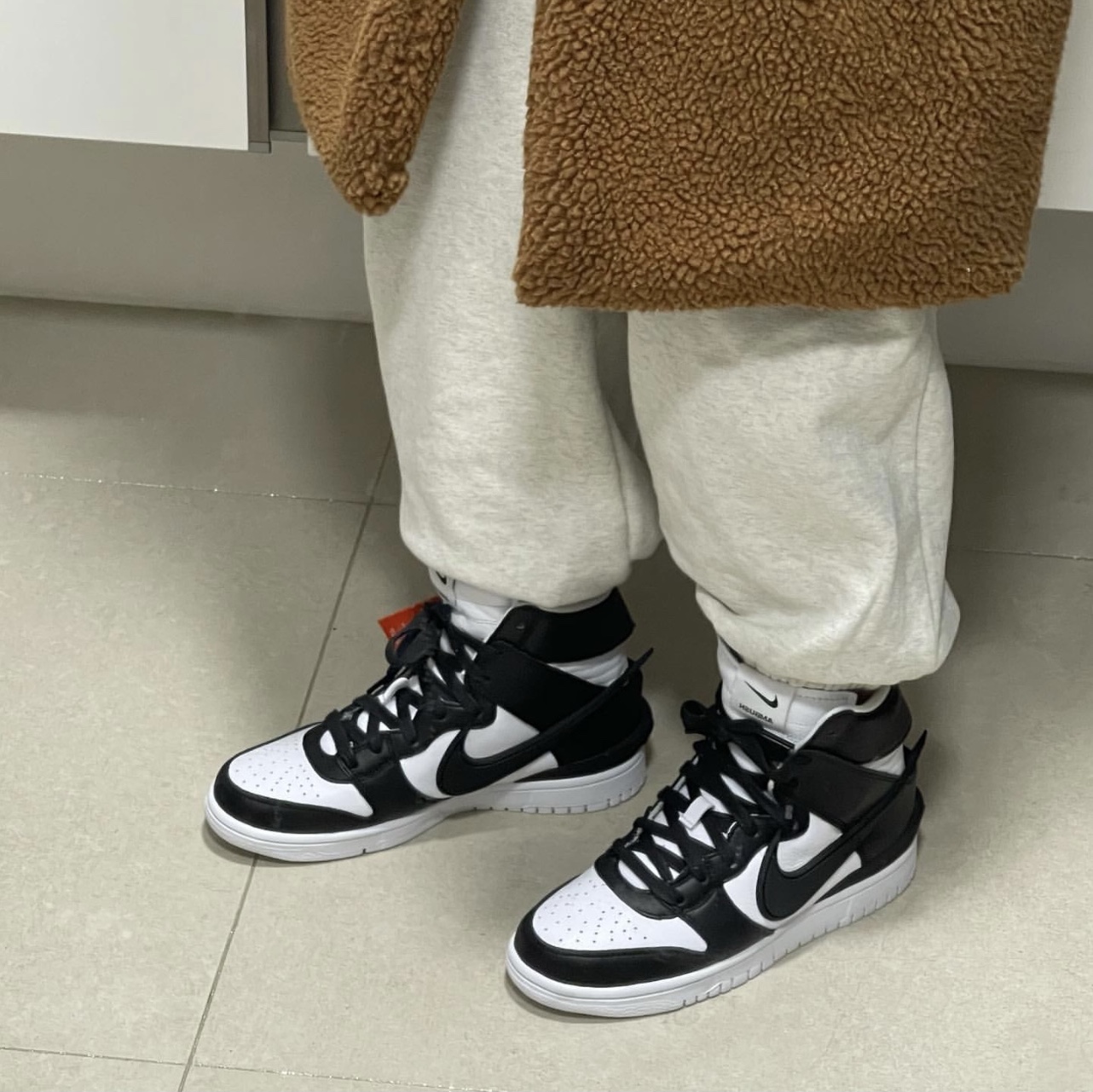 Nike x Ambush Dunk High Black 착용 스타일