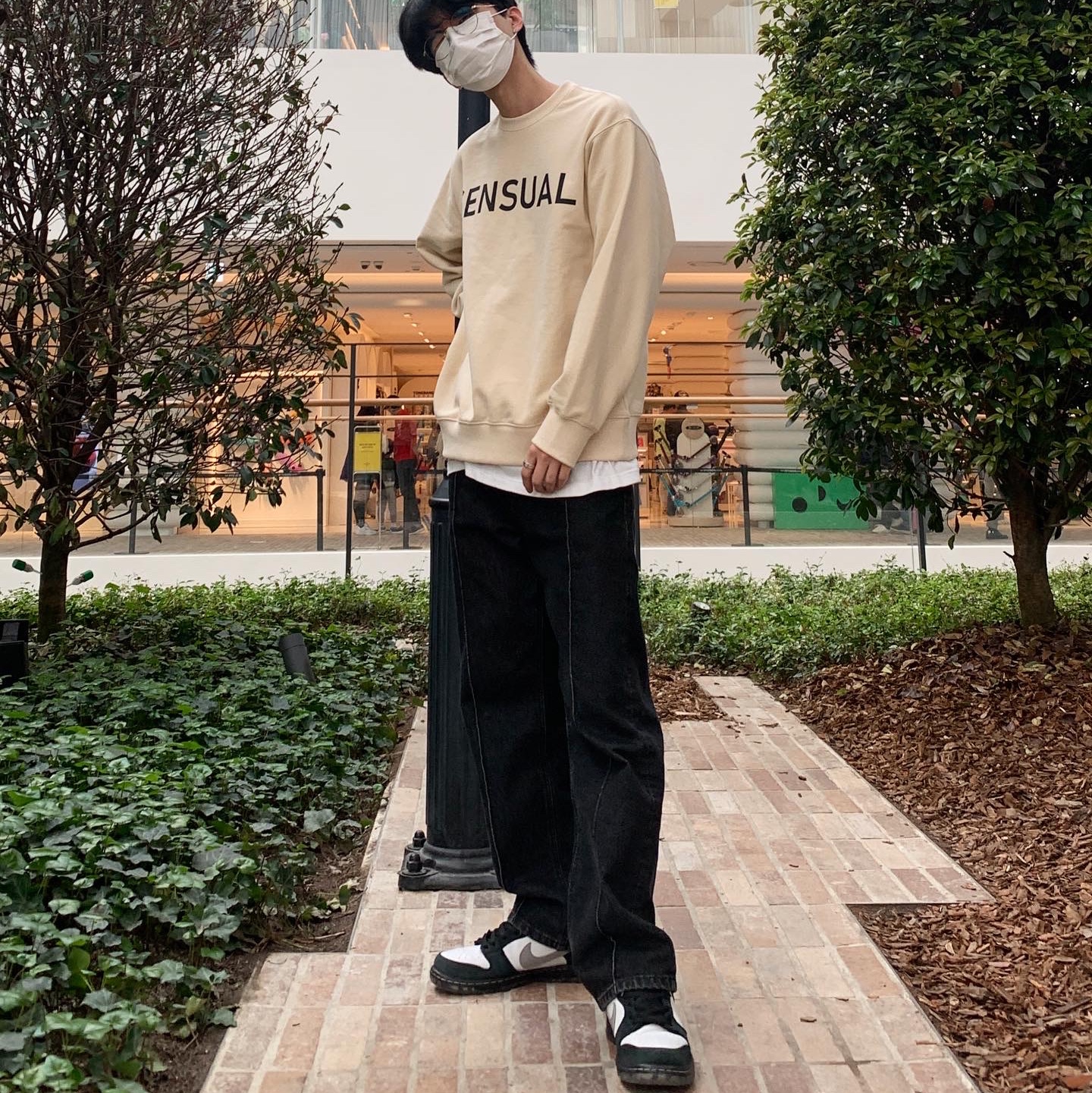 Nike x Staple SB Dunk Low Panda Pigeon 착용 스타일