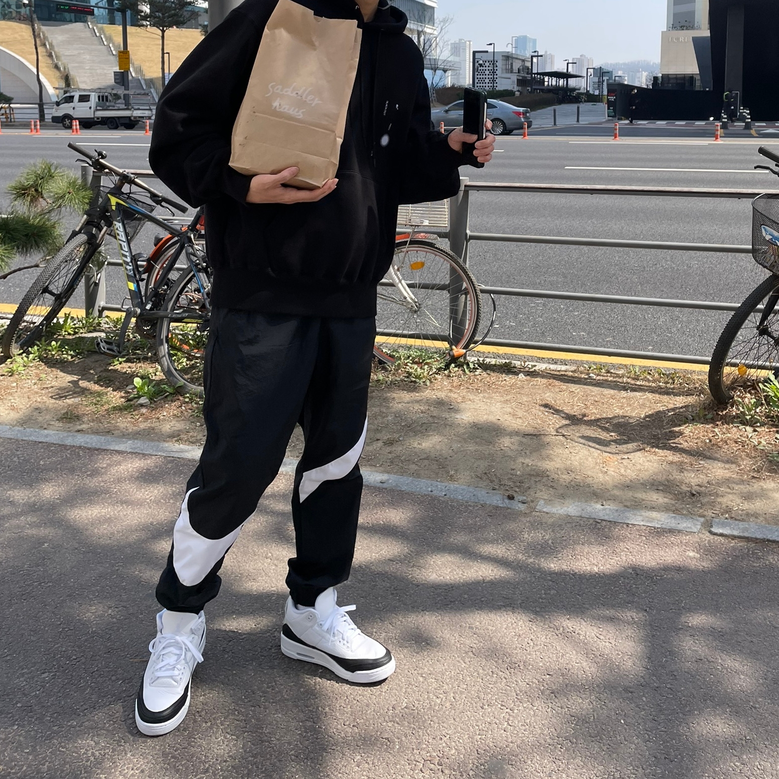 Jordan 3 x Fragment Retro SP White Black 착용 스타일