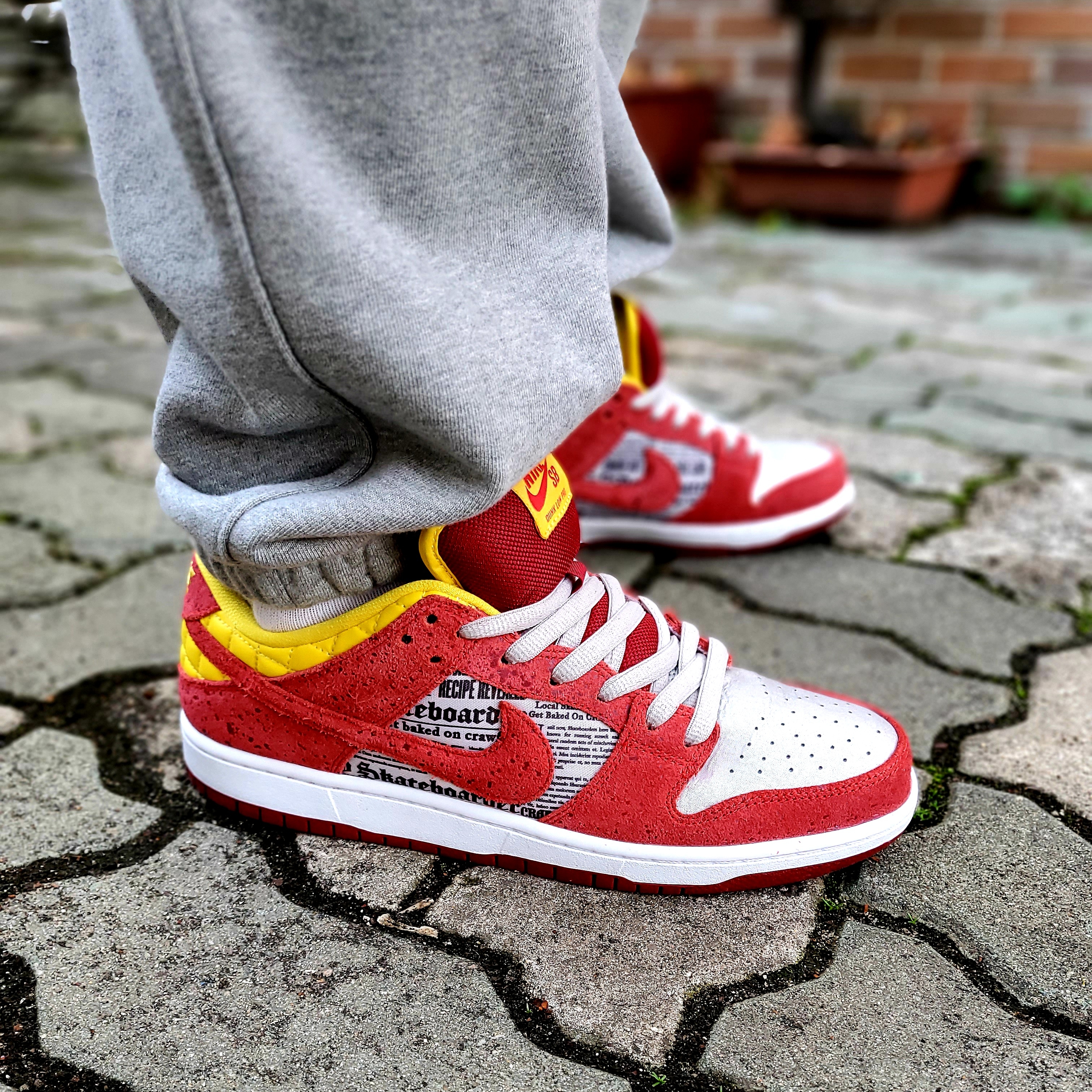 Nike SB Dunk Low Premium QS Crawfish (Regular Box) 착용 스타일 - 2