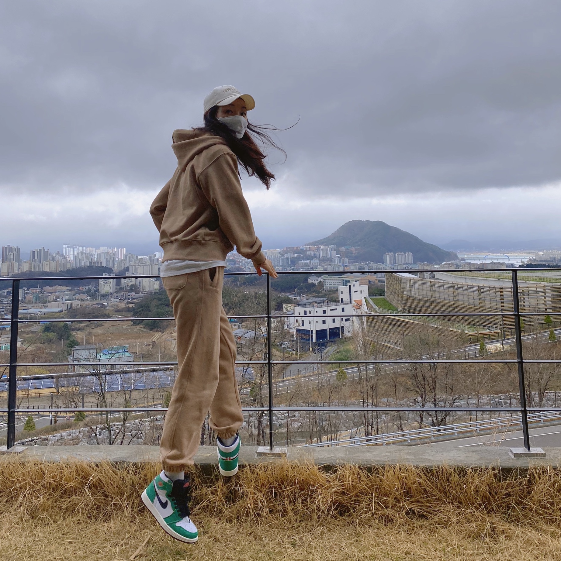 (W) Jordan 1 Retro High OG Lucky Green 착용 스타일