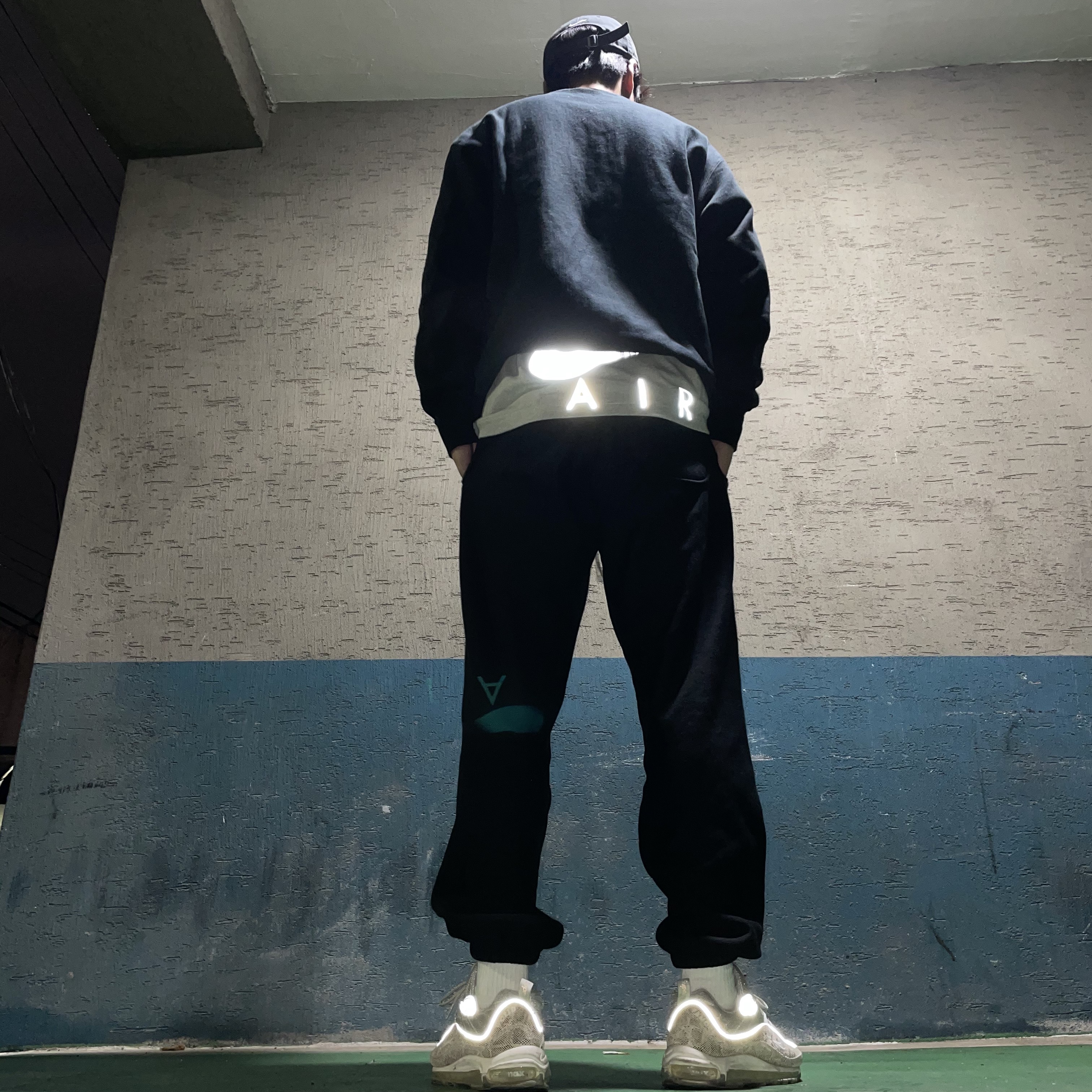 Nike x Supreme Air Max 98 Snakeskin, Nike x Kim Jones Oversized T-Shirt Grey Heather - Asia 착용 스타일 - 1