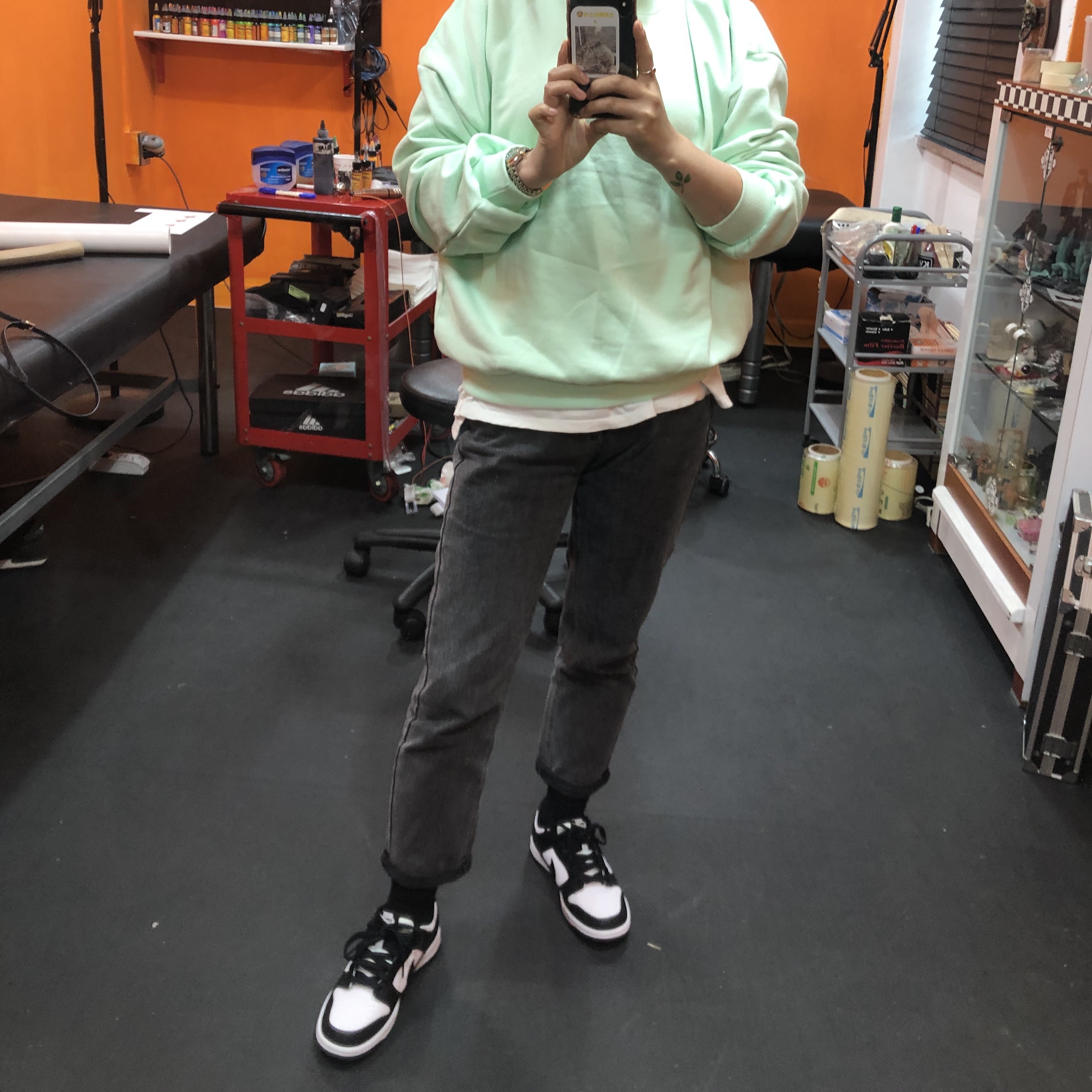 (GS) Nike Dunk Low Black 착용 스타일