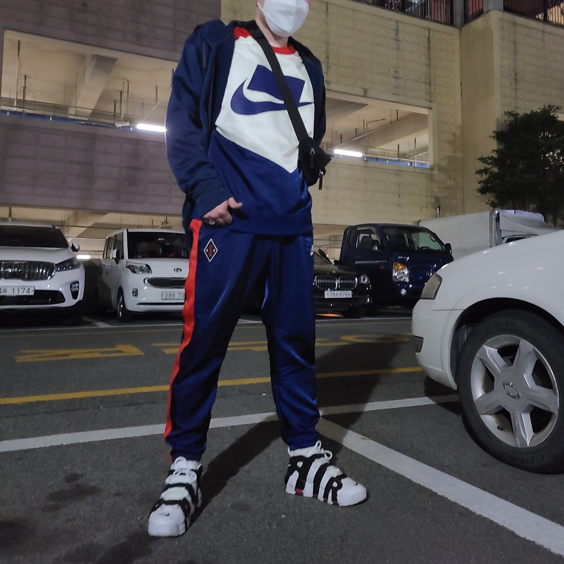 Nike Air More Uptempo Scottie Pippen 착용 스타일