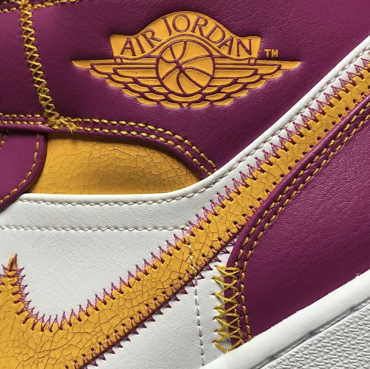 Jordan 1 Mid DOD Familia 착용 스타일 - 1