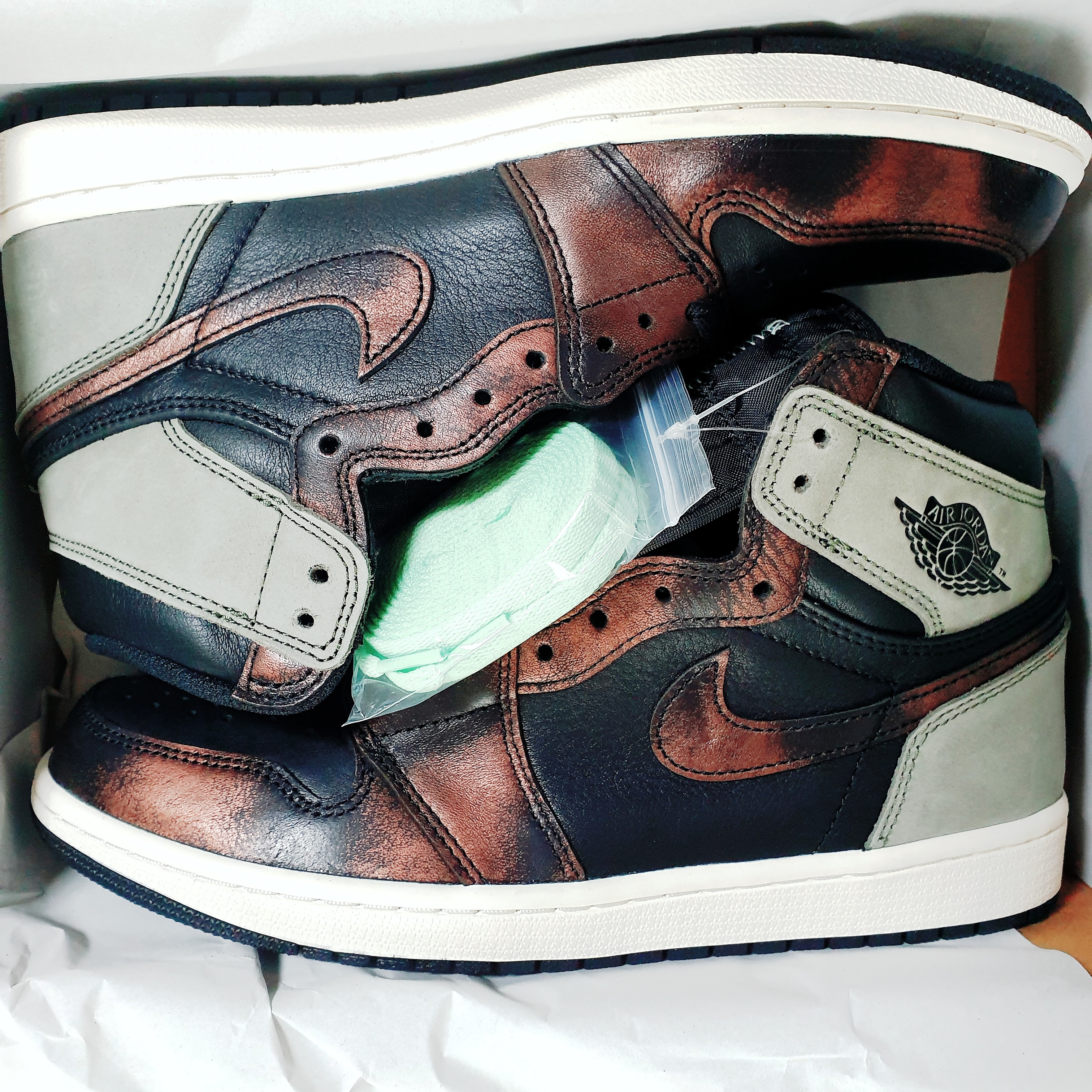 Jordan 1 Retro High OG Rust Shadow 착용 스타일