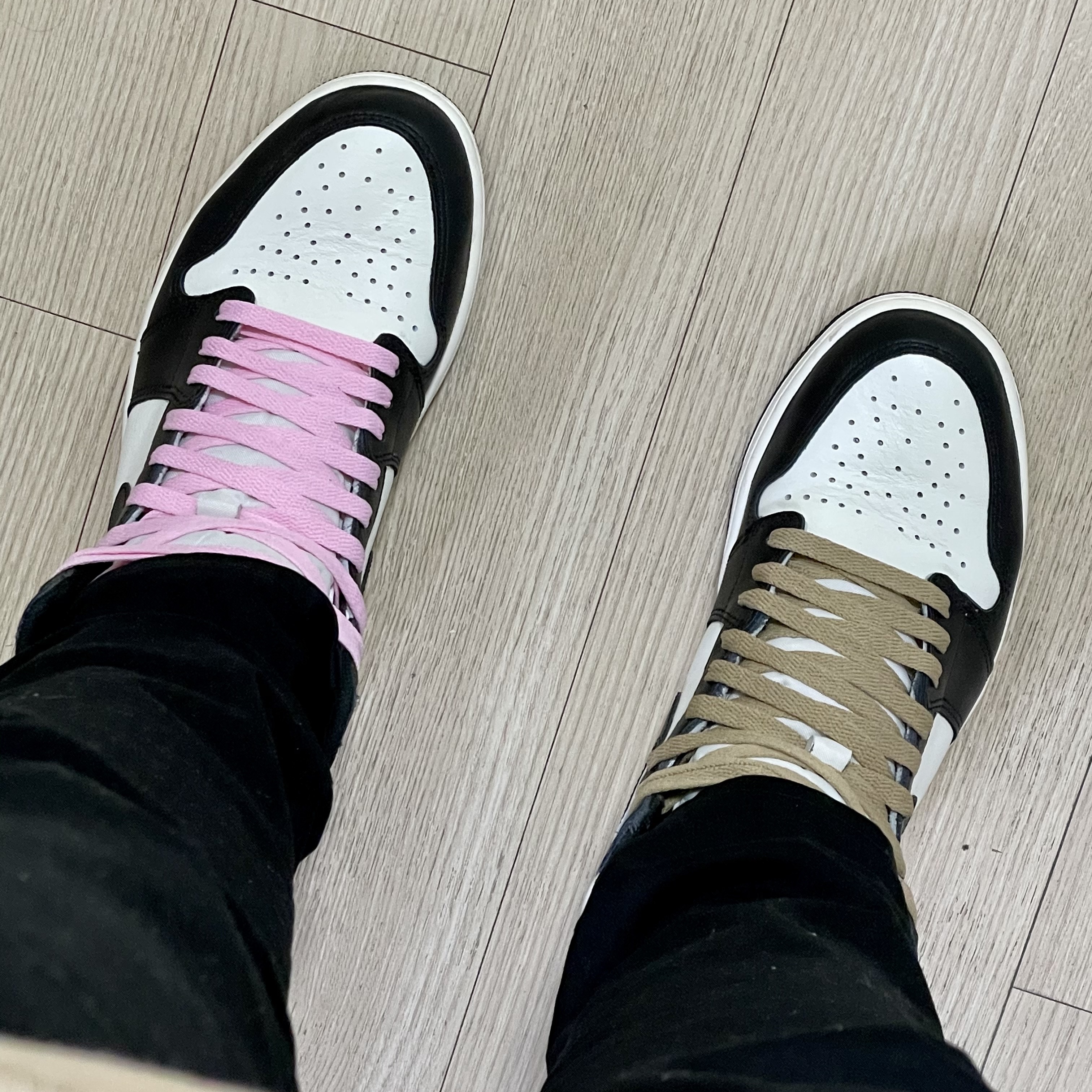 Jordan 1 Retro High OG Black Mocha 착용 스타일 - 3