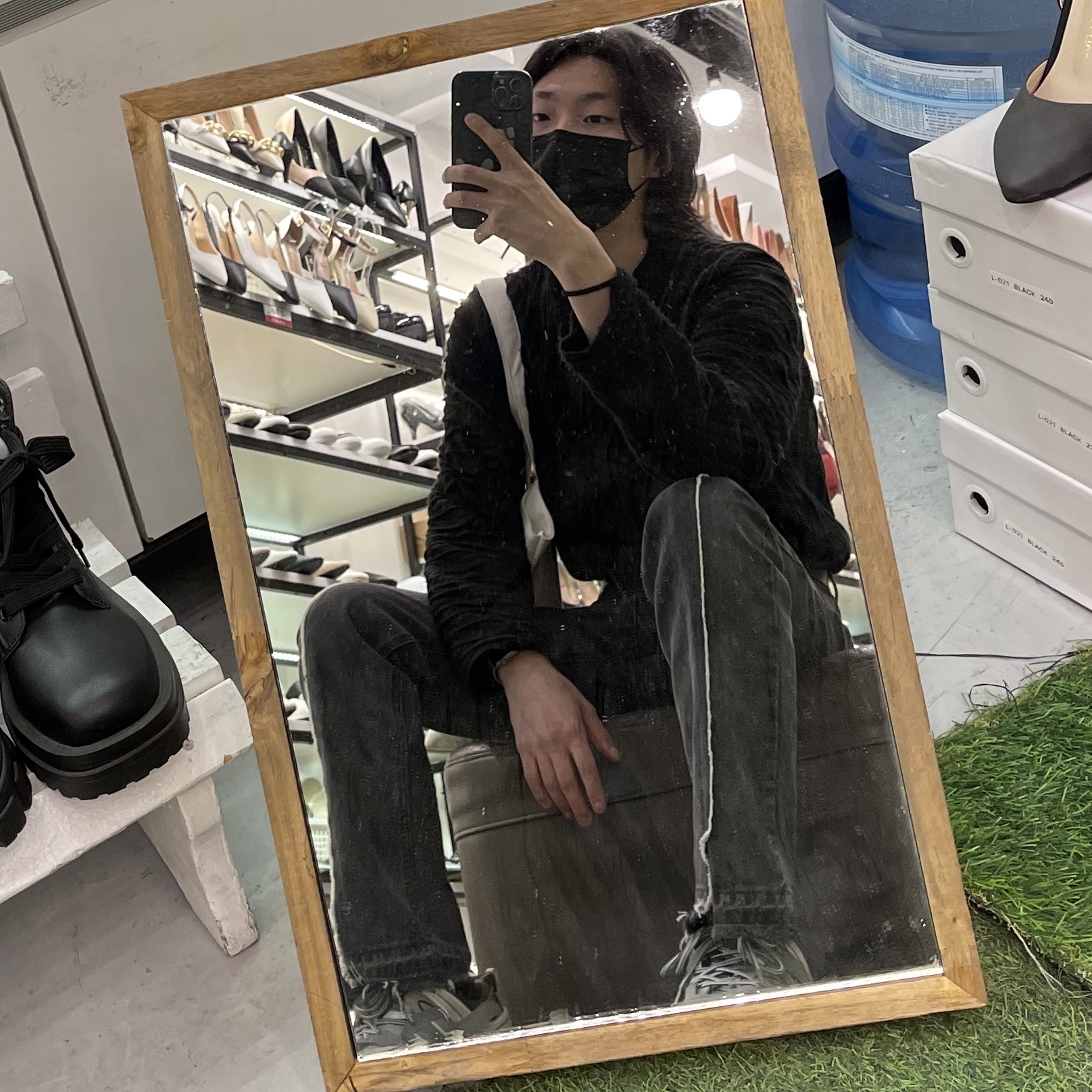 Balenciaga Track Sneakers Grey White 2019 착용 스타일