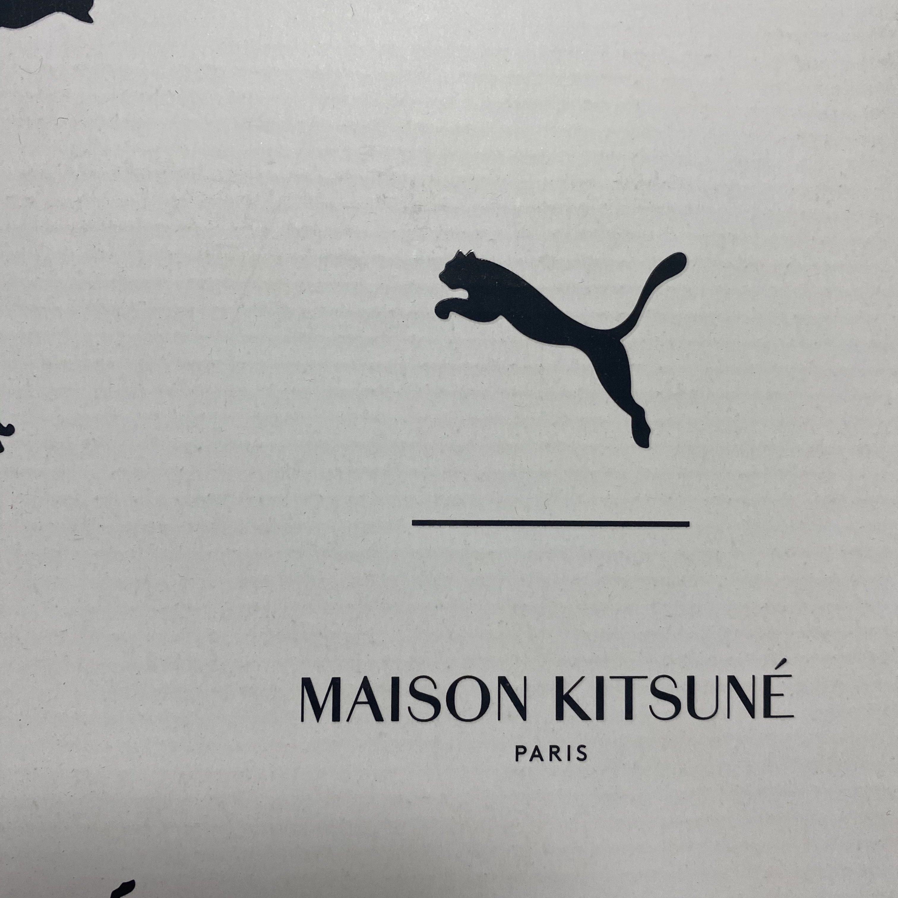 Puma x Maison Kitsune Roma White, Maison Kitsune Fox Head Patch Classic T-Shirt Black 착용 스타일 - 1