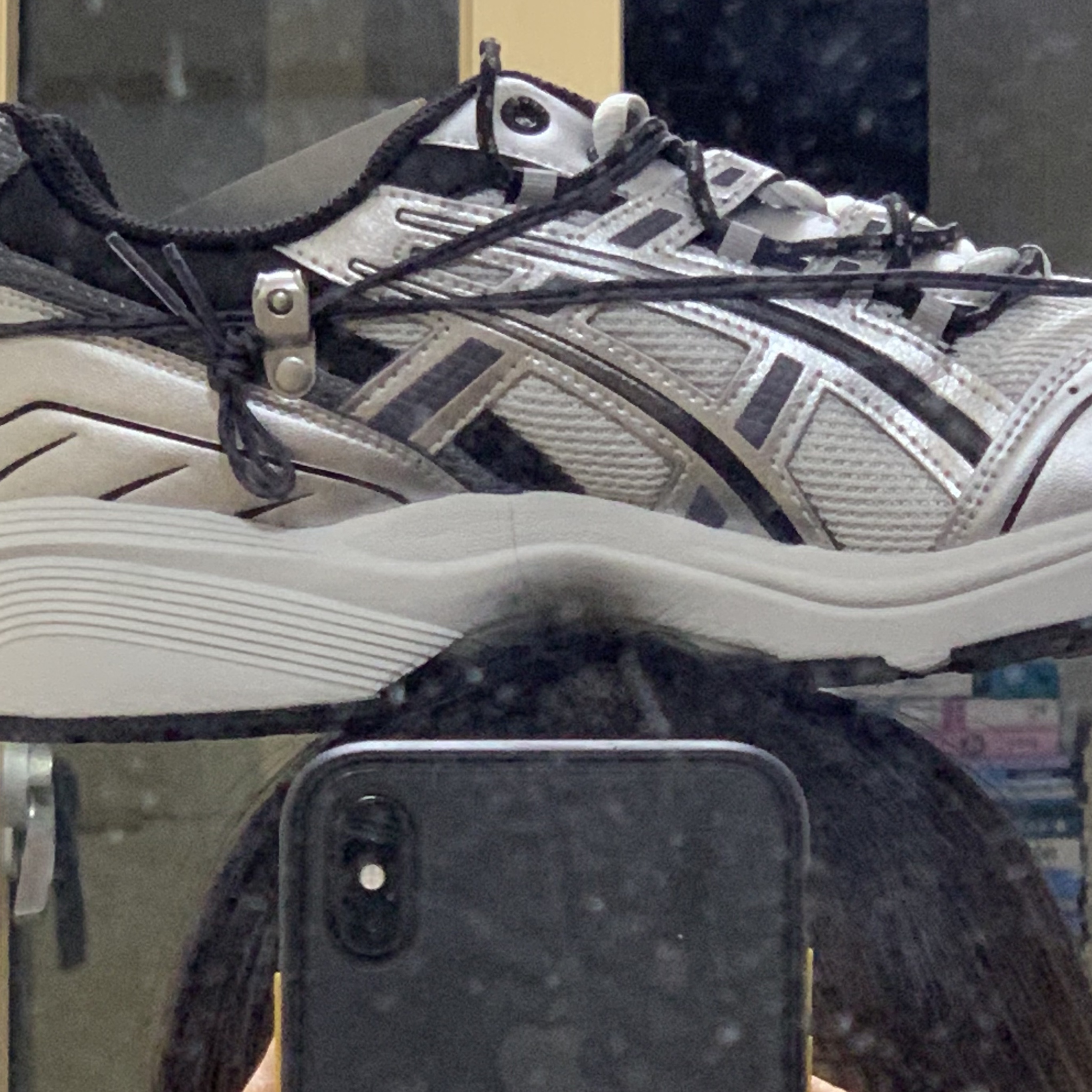 Asics x Andersson Bell Gel-1090 Glacier Grey Silver 착용 스타일 - 1