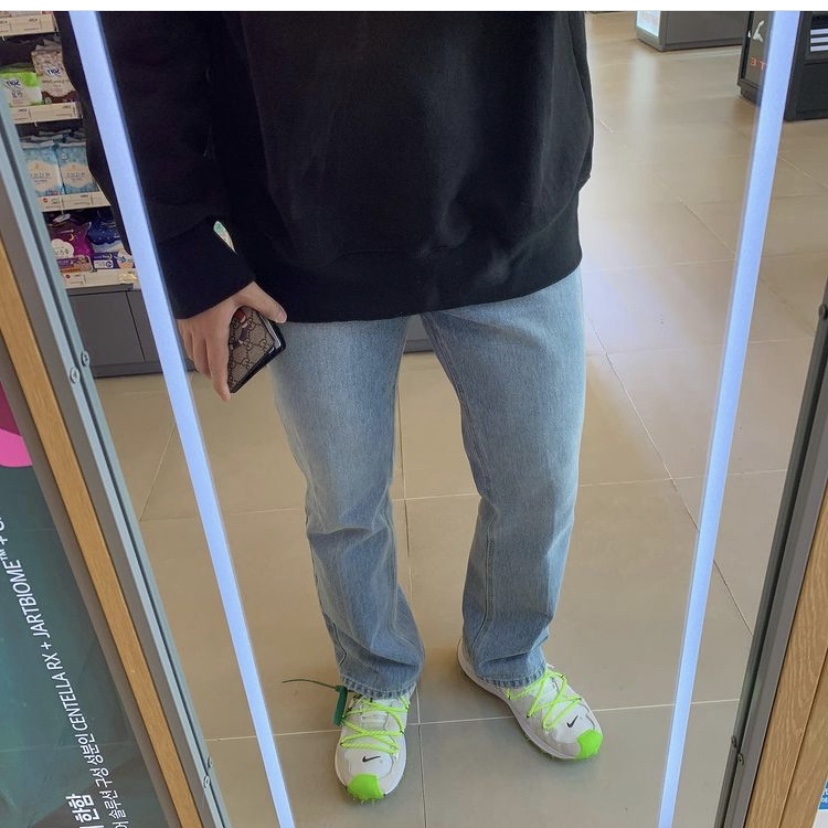 (W) Nike x Off-White Zoom Terra Kiger 5 White 착용 스타일