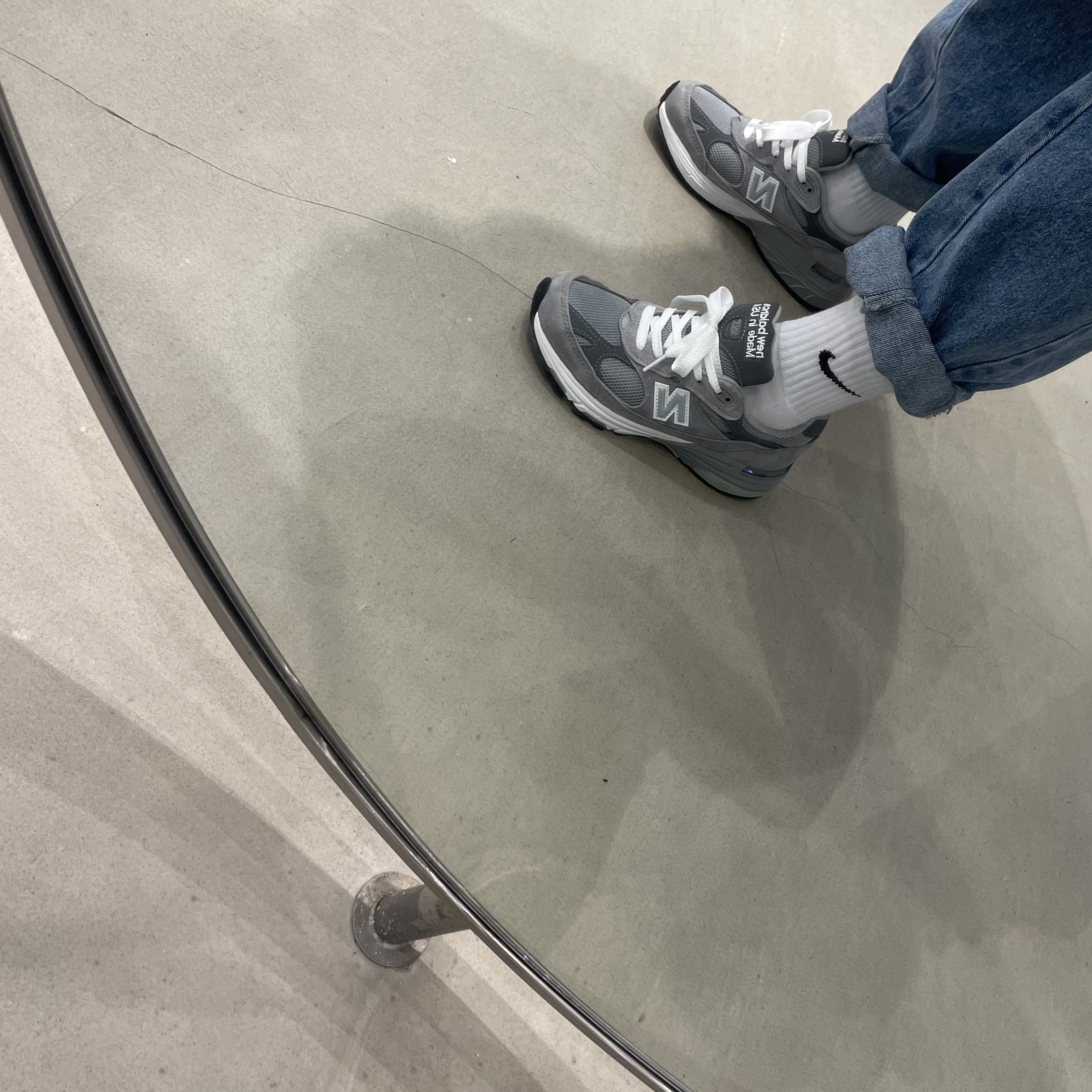 New Balance 993 Made in USA Grey - D Standard 착용 스타일 - 1