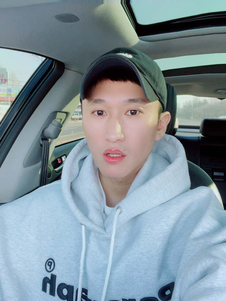 KREAM 프로필 이미지
