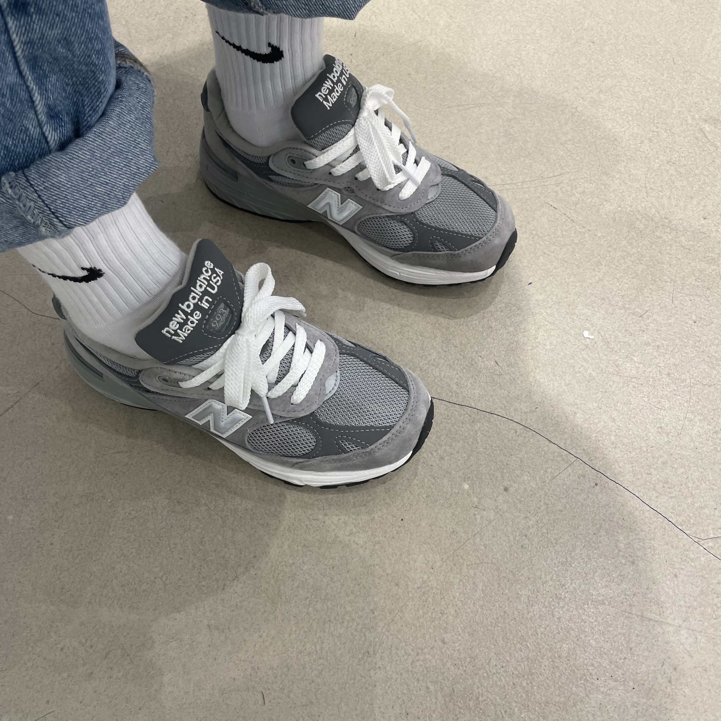 New Balance 993 Made in USA Grey - D Standard 착용 스타일 - 2