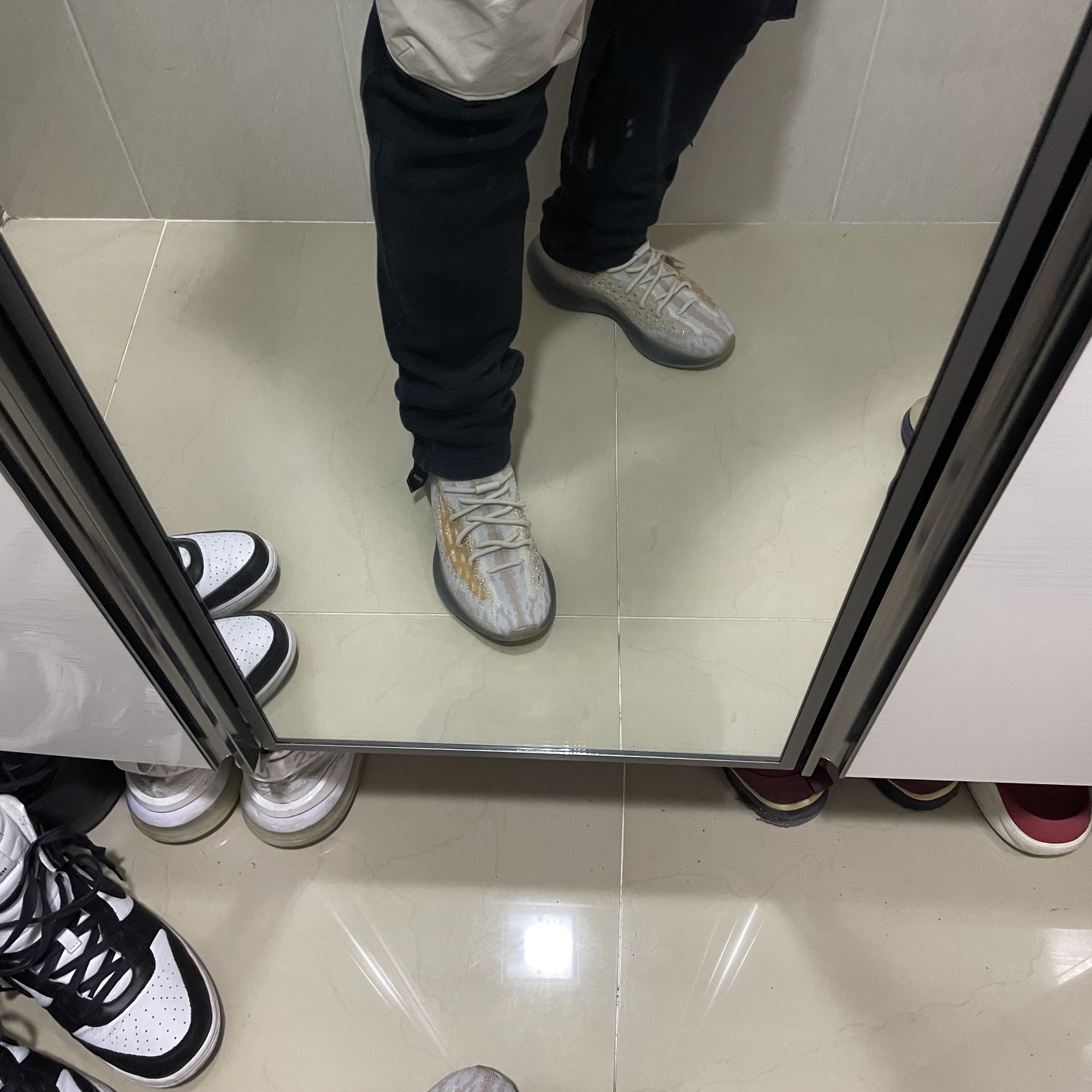 Nike x Travis Scott NRG AG Utility Hoodie Black, Nike x Travis Scott NRG AG Utility Sweatpants Black 착용 스타일 - 3