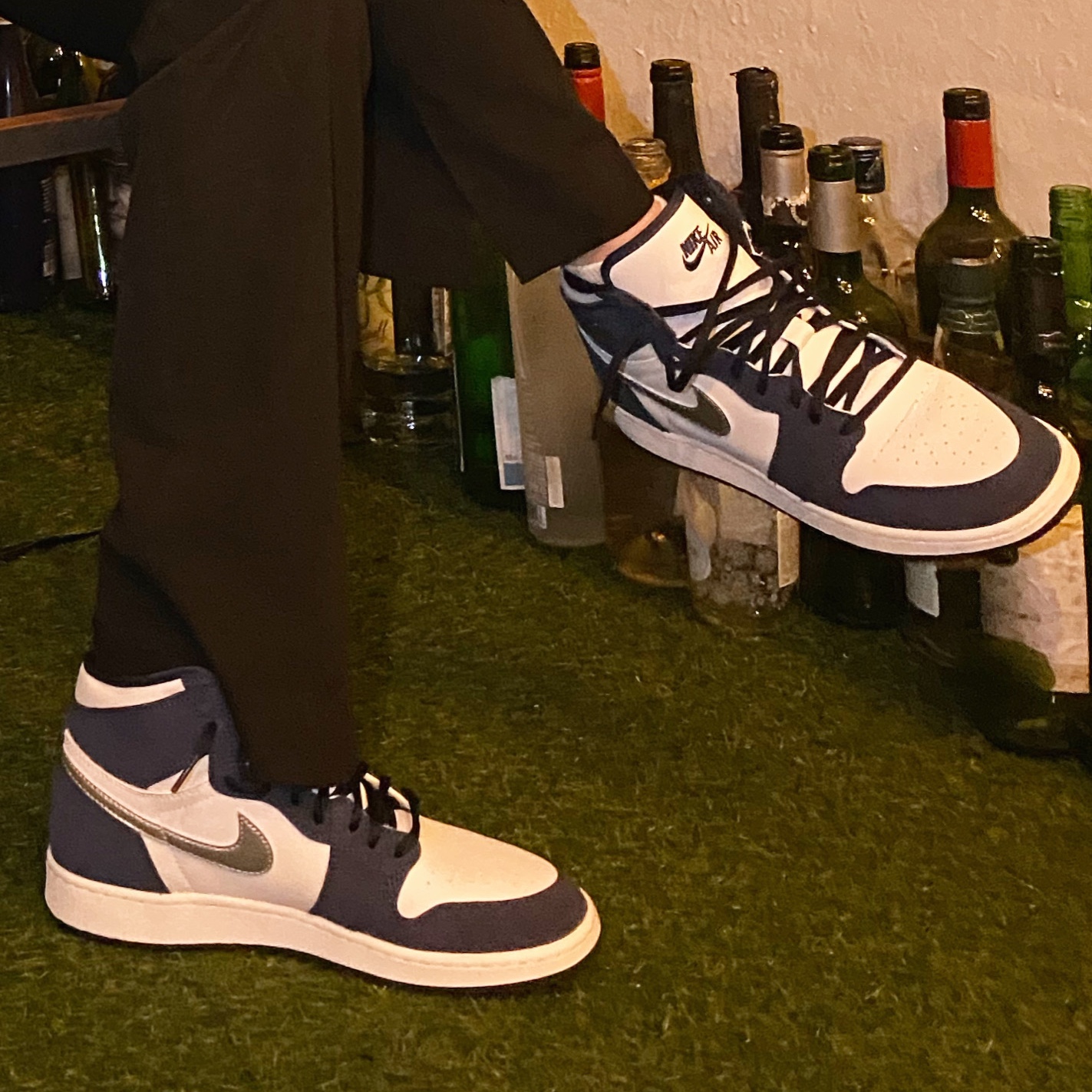 Jordan 1 Retro High OG CO.JP Midnight Navy, (GS) Jordan 1 Retro High OG CO.JP Midnight Navy 착용 스타일 - 2