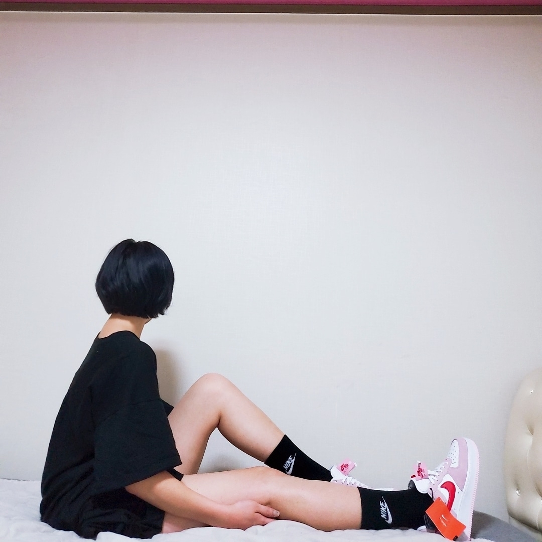 Nike Air Force 1 '07 QS Valentine's Day 착용 스타일