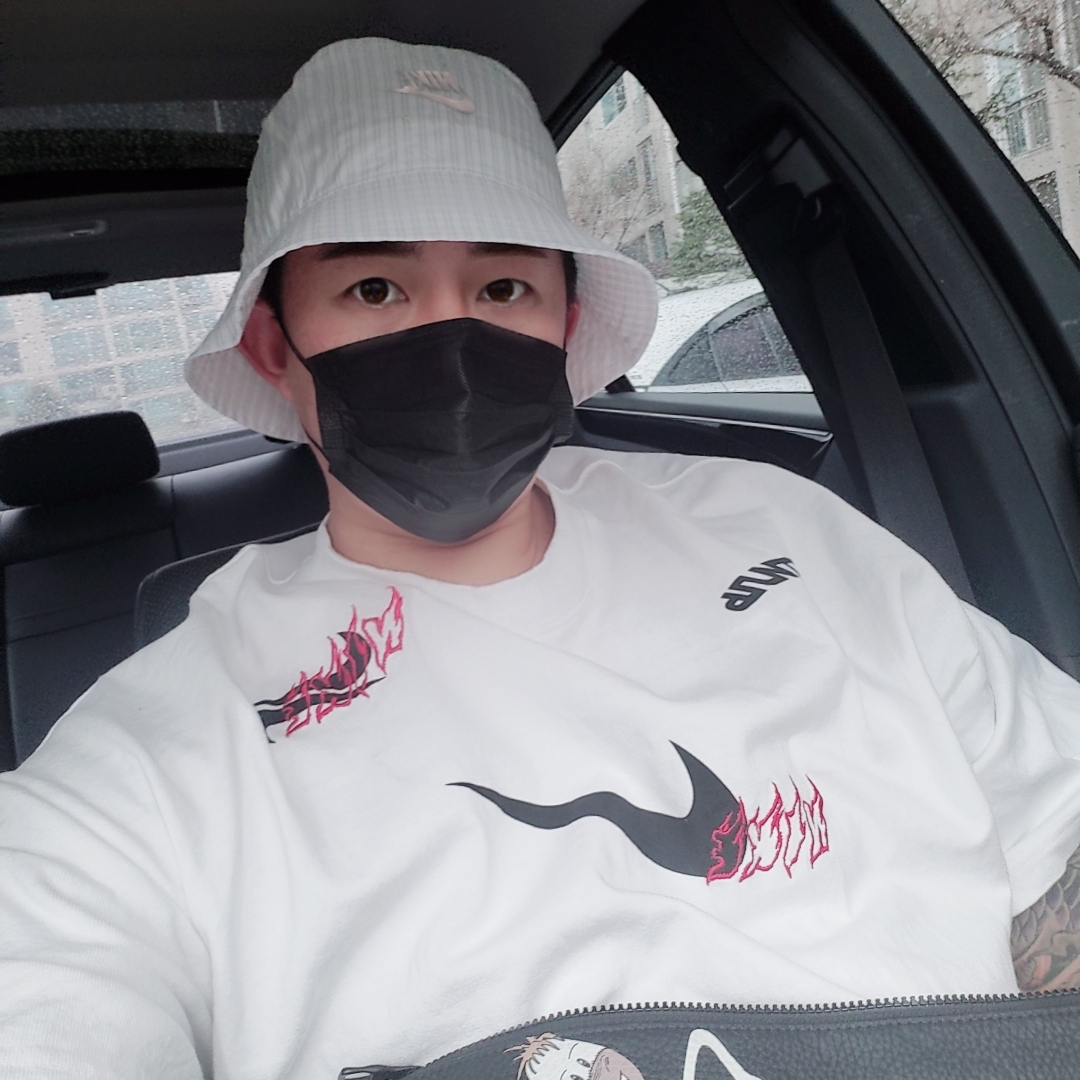 Nike x Kim Jones Bucket Hat White 착용 스타일 - 2