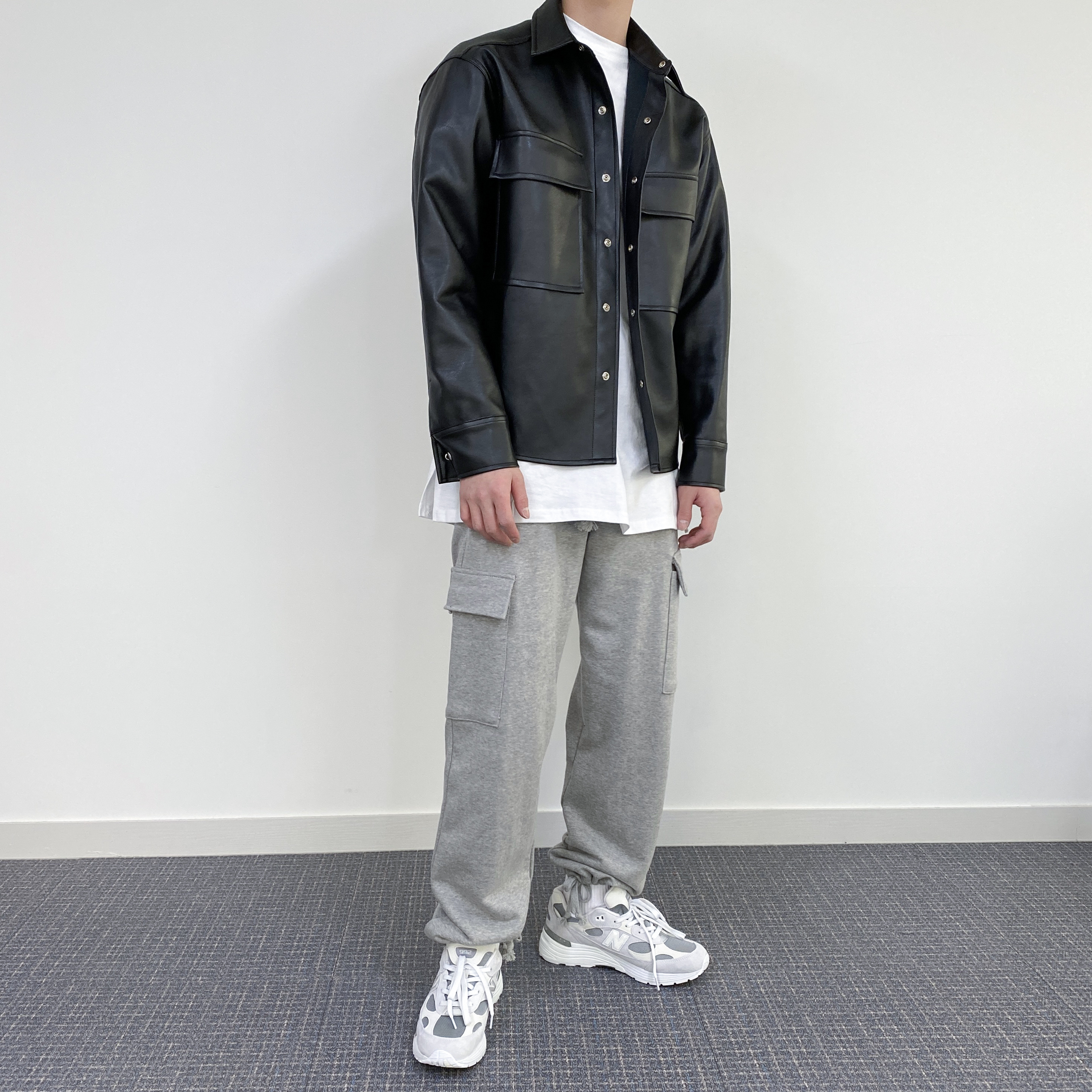 New Balance 992 Made in USA White Silver 착용 스타일 - 1