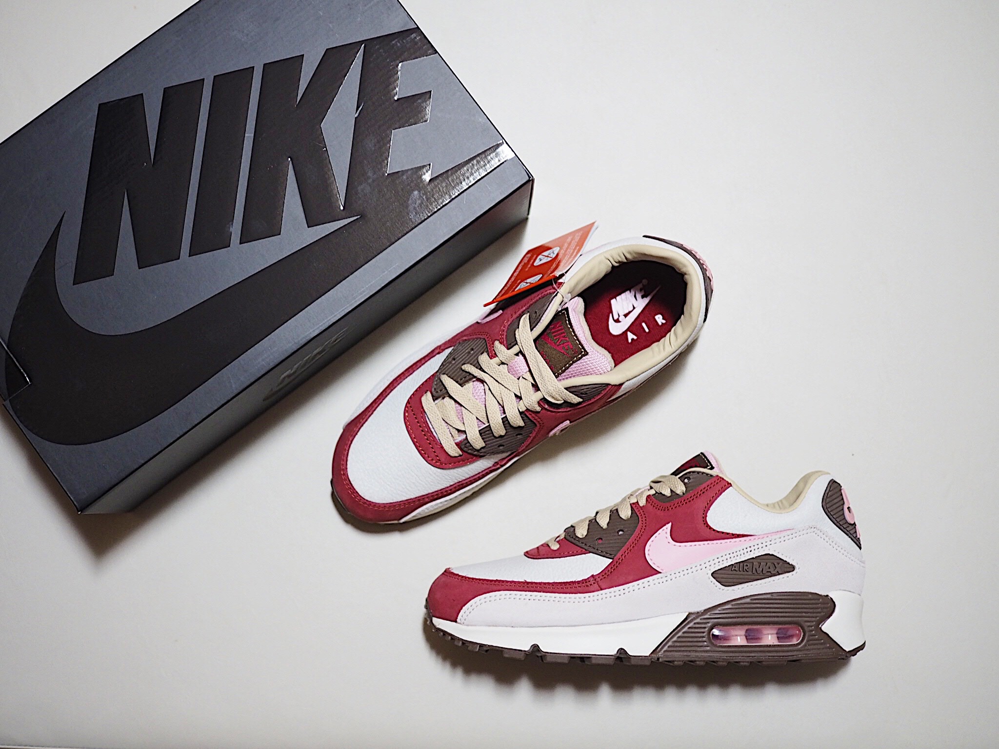 Nike Air Max 90 NRG Bacon 착용 스타일 - 4