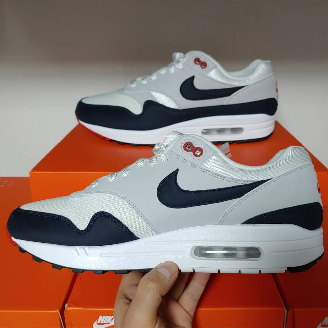 Nike Air Max 1 Anniversary Obsidian 착용 스타일 - 2