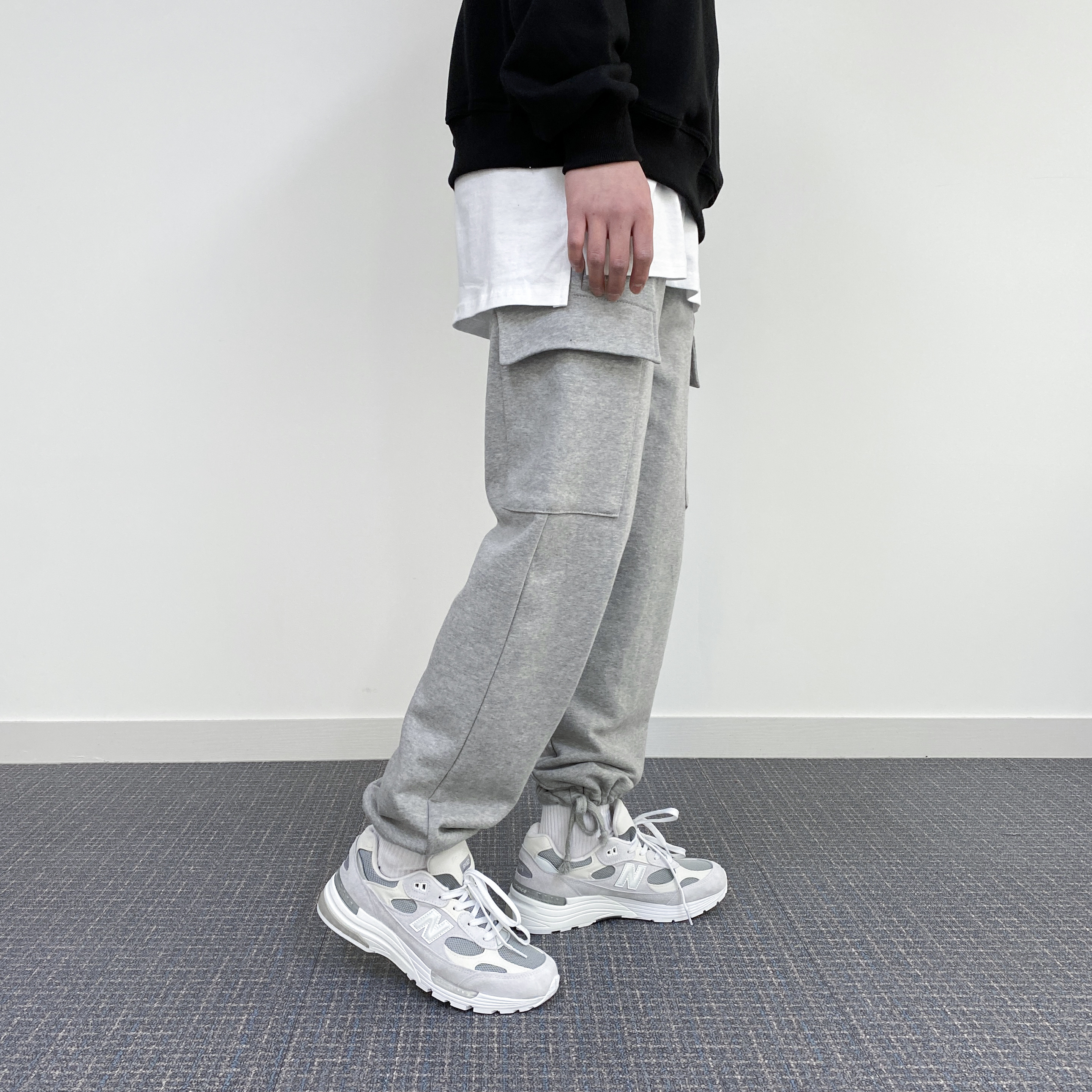 New Balance 992 Made in USA White Silver 착용 스타일 - 3