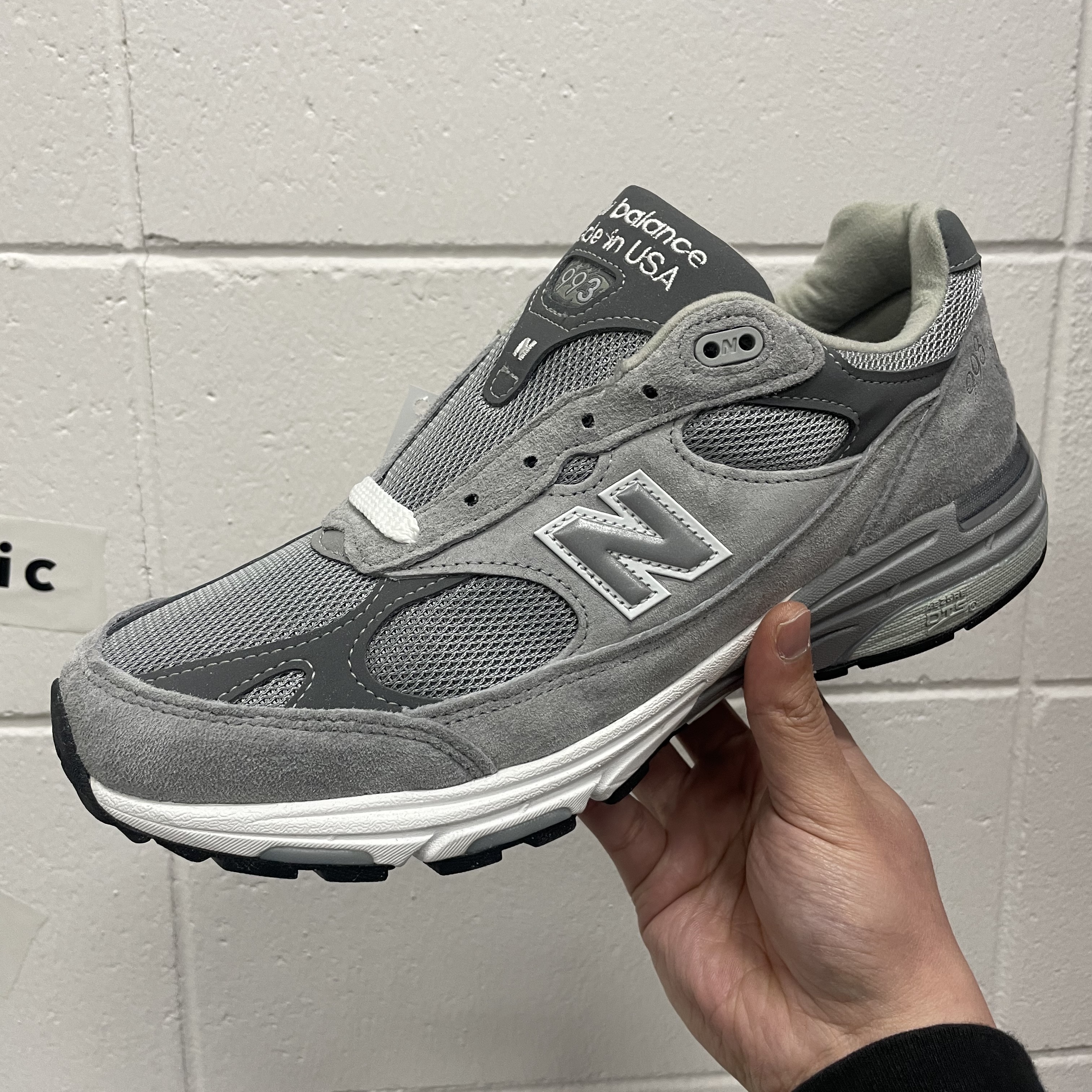 New Balance 993 Made in USA Grey - D Standard 착용 스타일