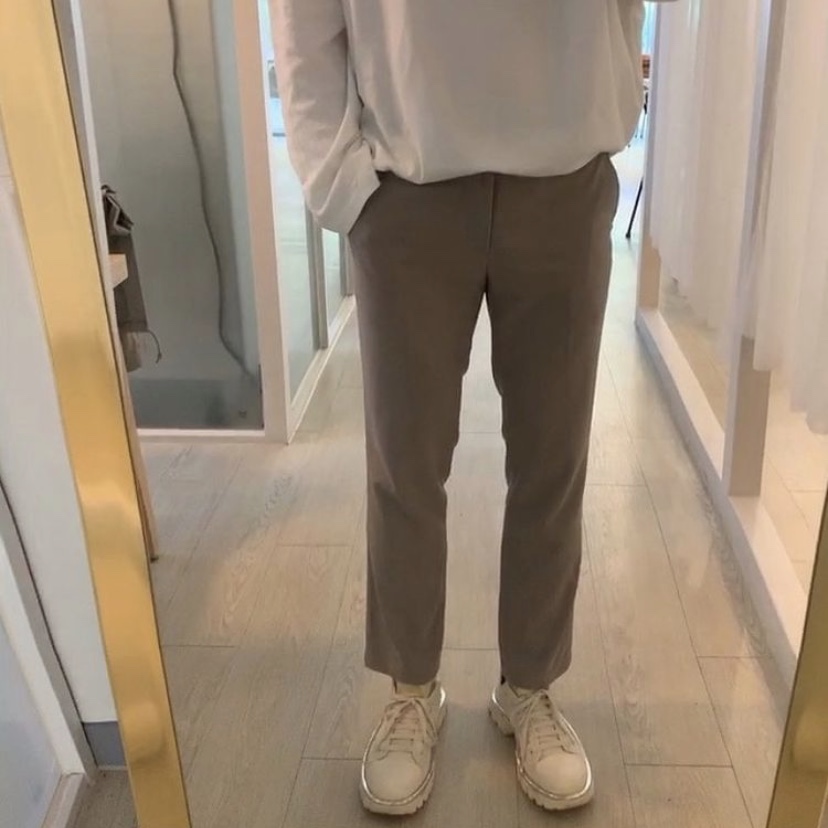 Adidas x Raf Simons Detroit Runner Chalk White 착용 스타일 - 1