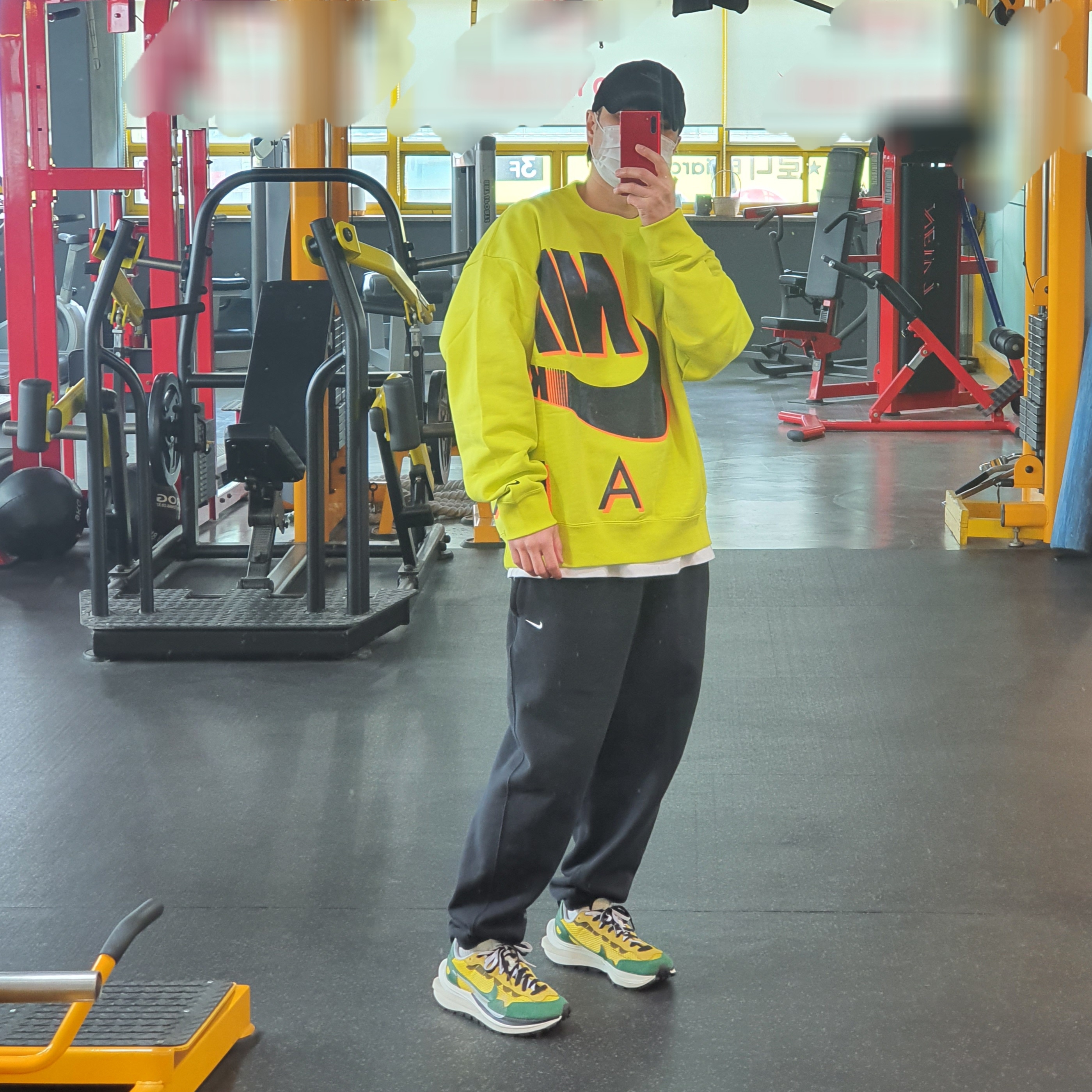 Nike x Kim Jones Fleece Crew High Voltage - US/EU, Nike x Sacai VaporWaffle Tour Yellow & Gorge Green Sail 착용 스타일