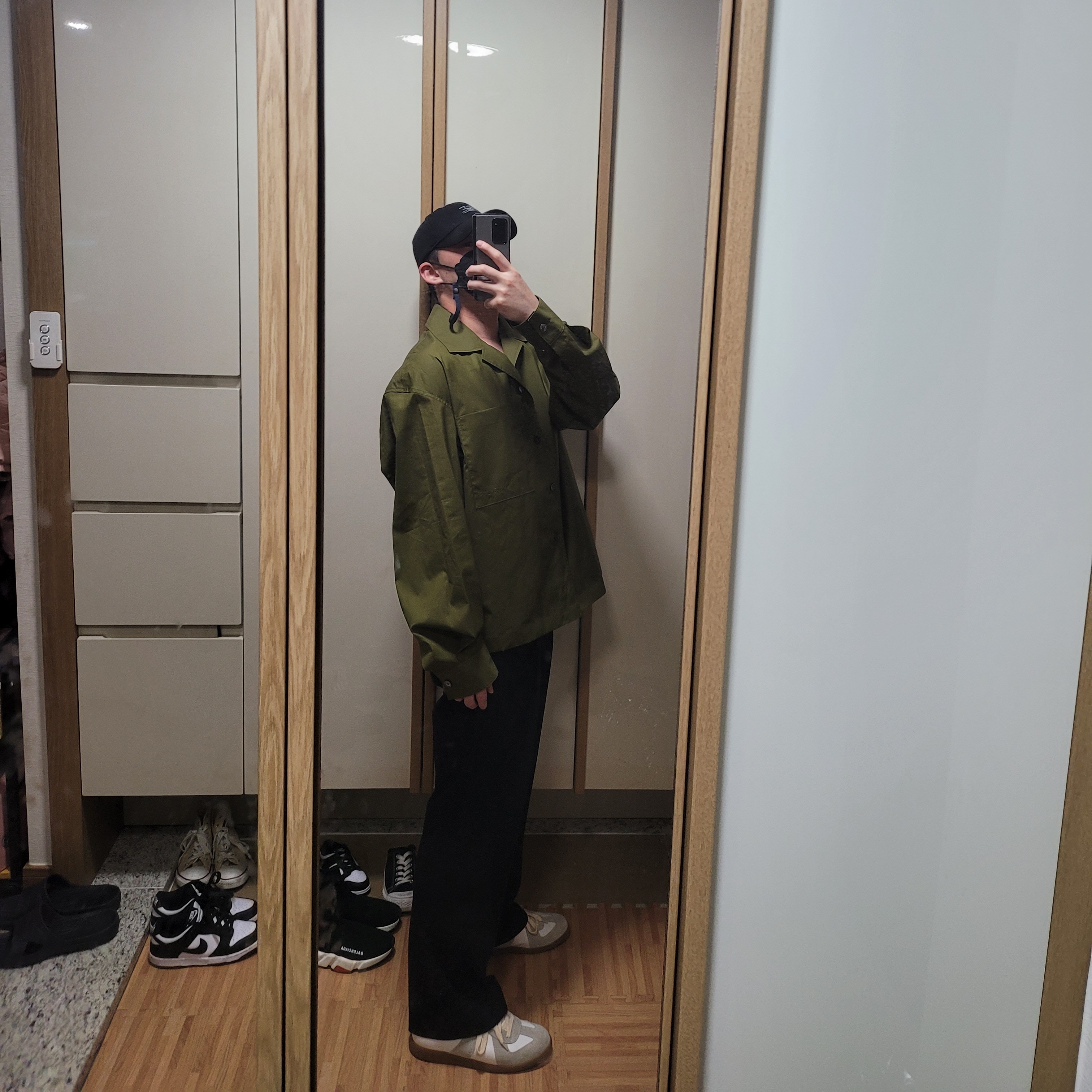 Maison Margiela Calfskin Replica Sneakers, Balenciaga Speed Trainer Black Red 2020 착용 스타일 - 2