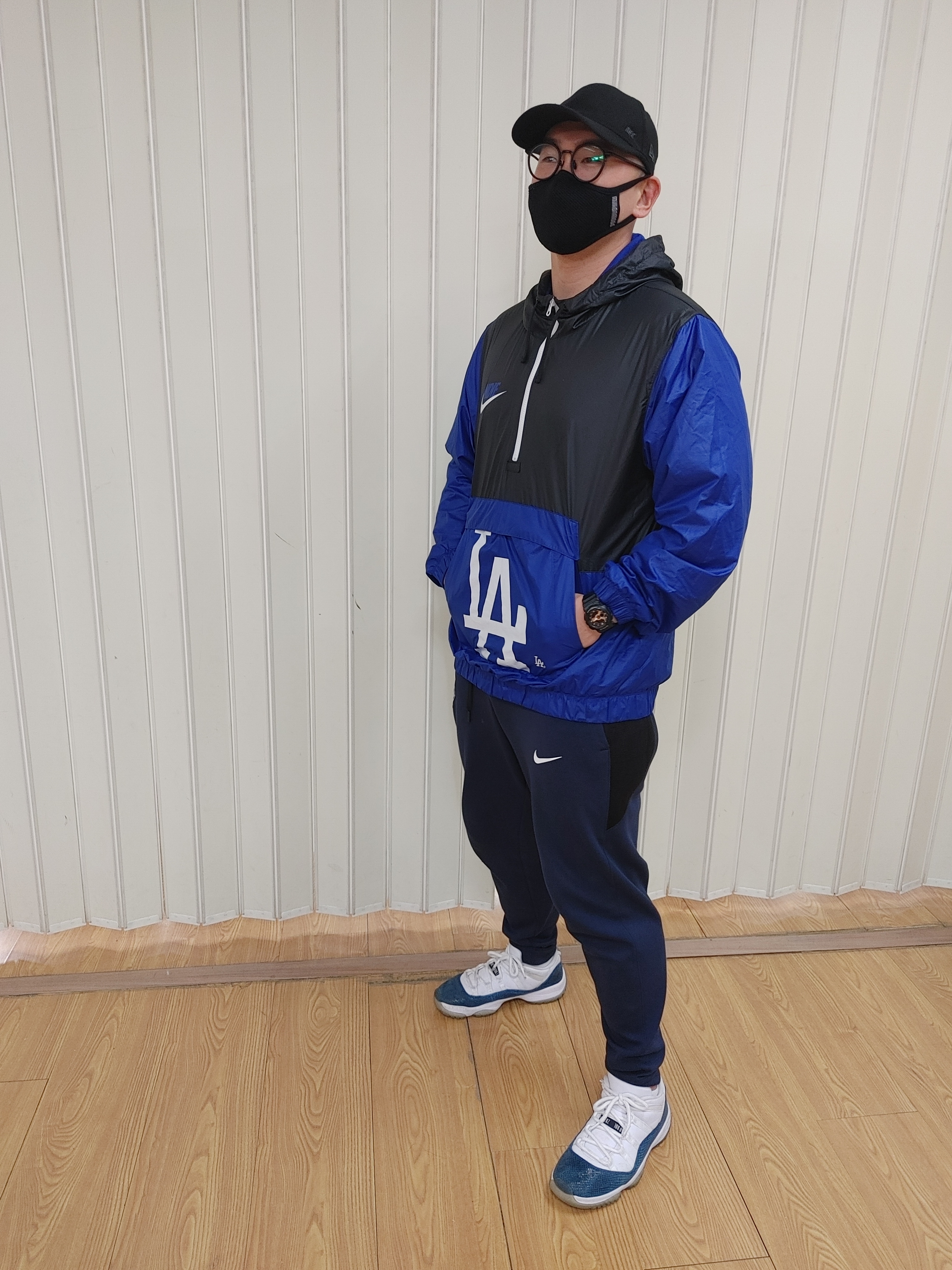 Jordan 11 Retro Low Navy Snakeskin 2019 착용 스타일 - 1