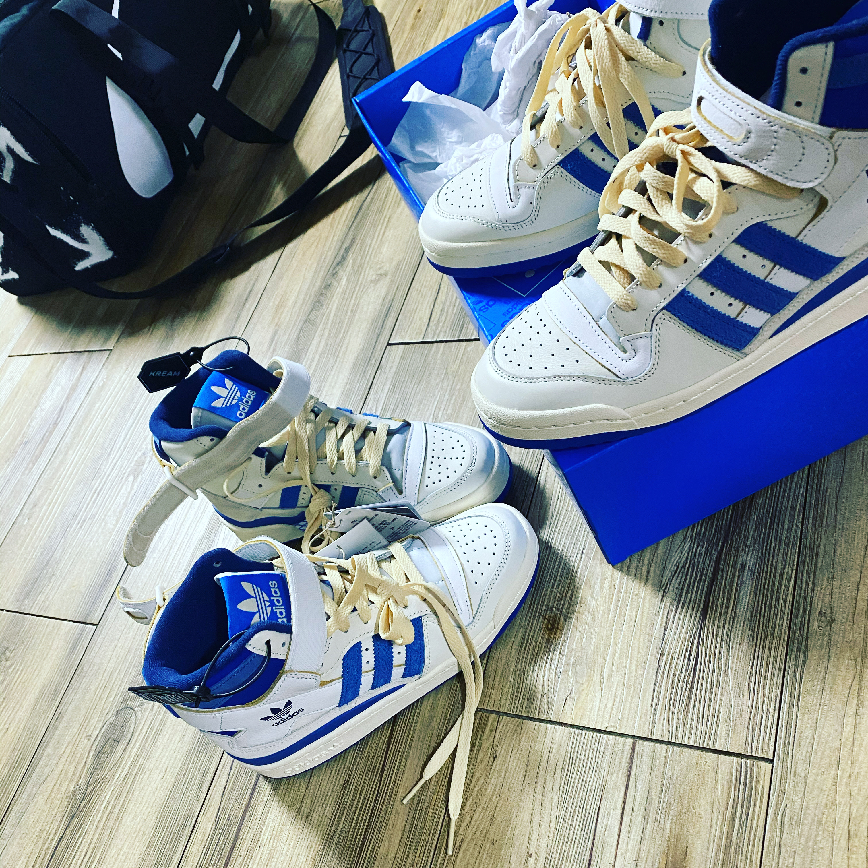 Adidas OG Forum 84 High Blue Thread 착용 스타일