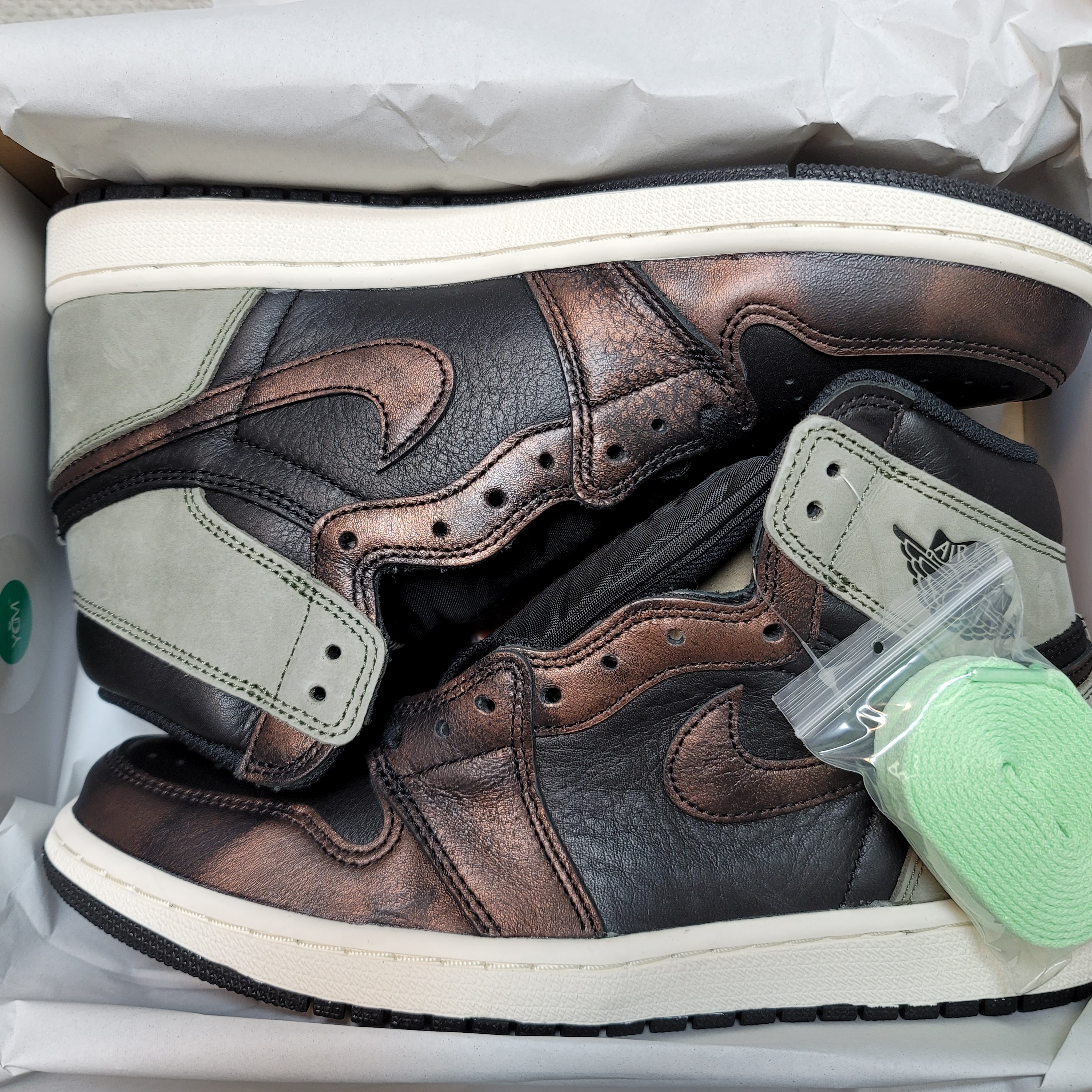 Jordan 1 Retro High OG Rust Shadow 착용 스타일 - 1