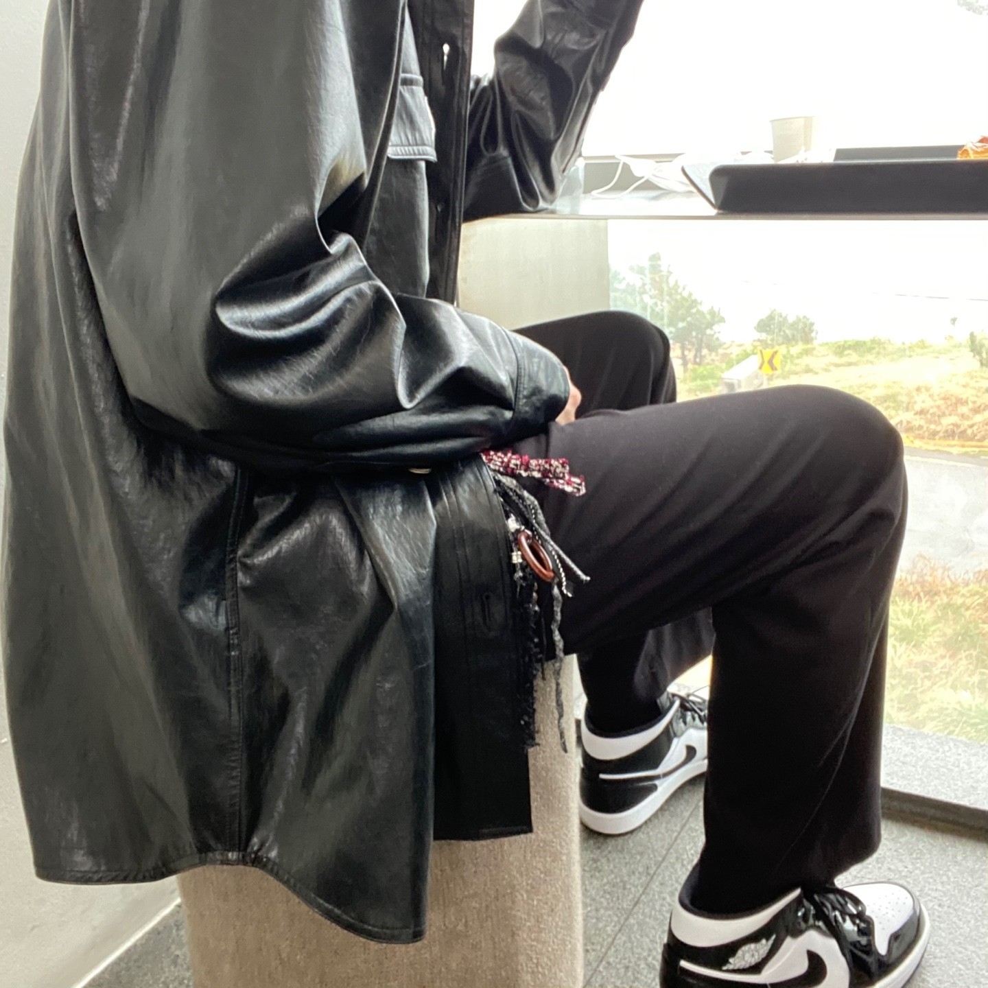 Jordan 1 Mid SE ASW Black 착용 스타일