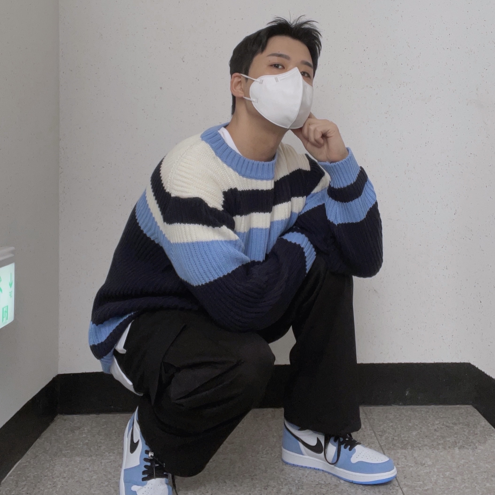 Jordan 1 Retro High OG University Blue 착용 스타일