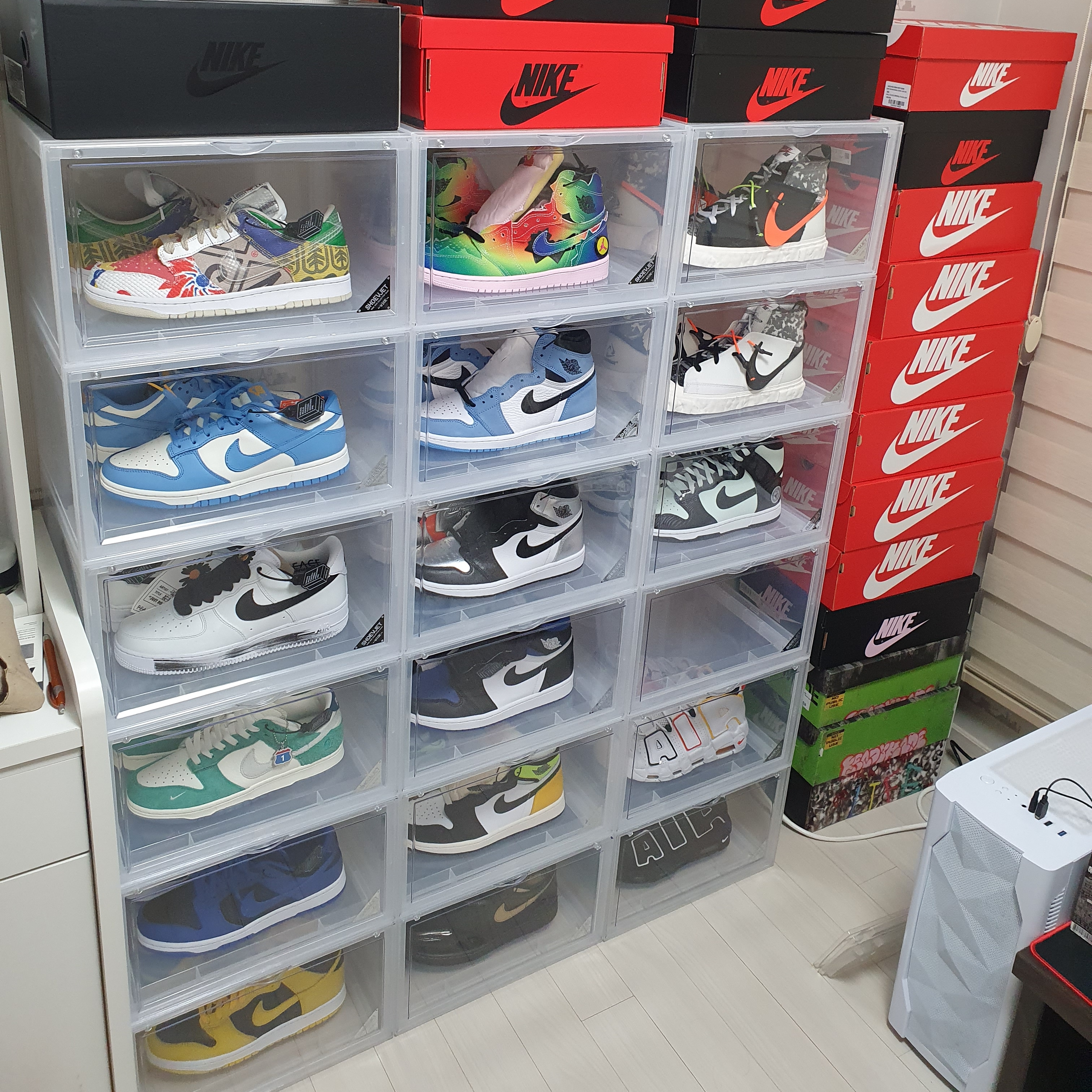 Jordan 1 Retro High OG University Blue, Jordan 1 Retro High OG Volt Gold 착용 스타일