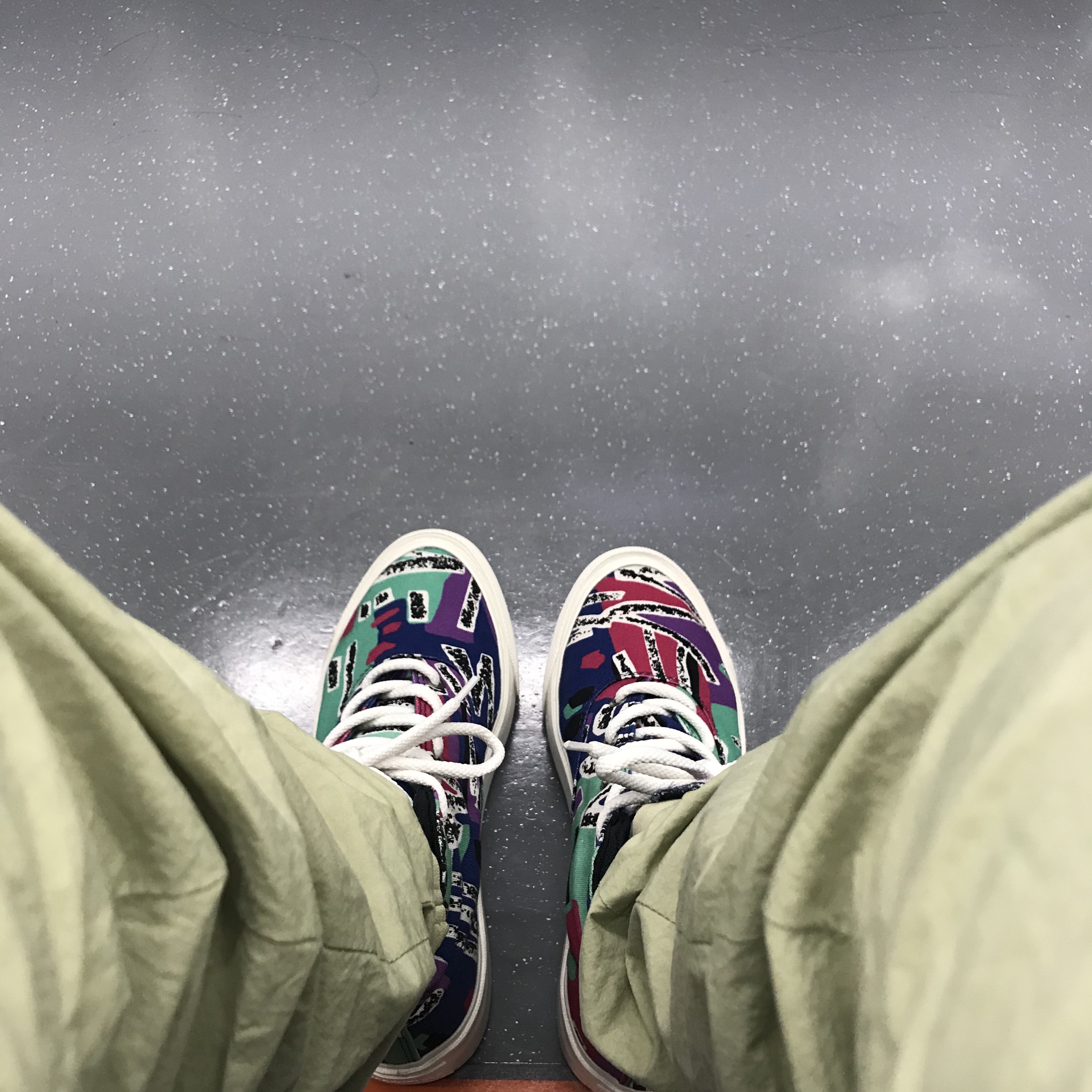 Converse x Fear of God Essentials Skid Grip Hi 착용 스타일