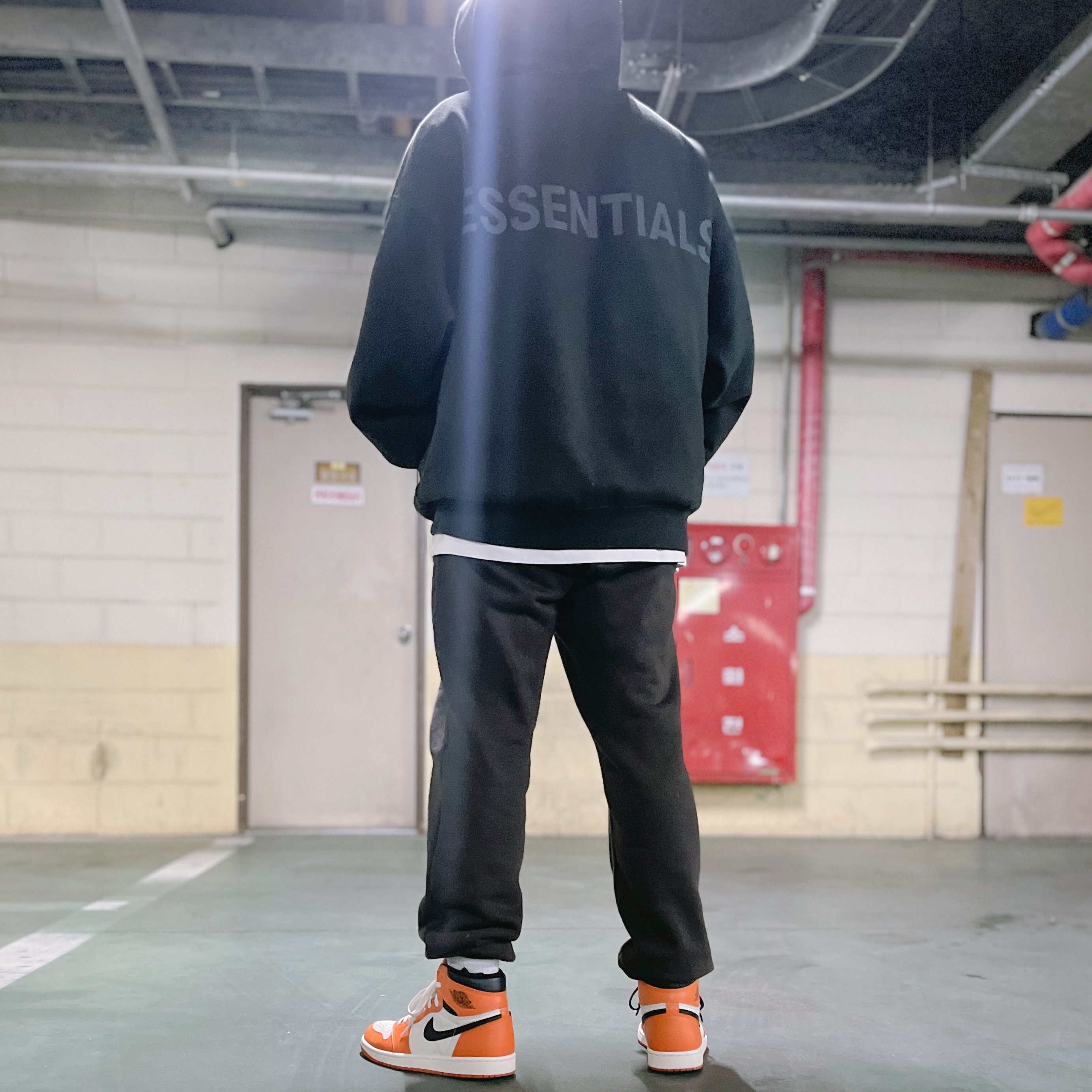 Jordan 1 Retro High OG Reverse Shattered Backboard 착용 스타일