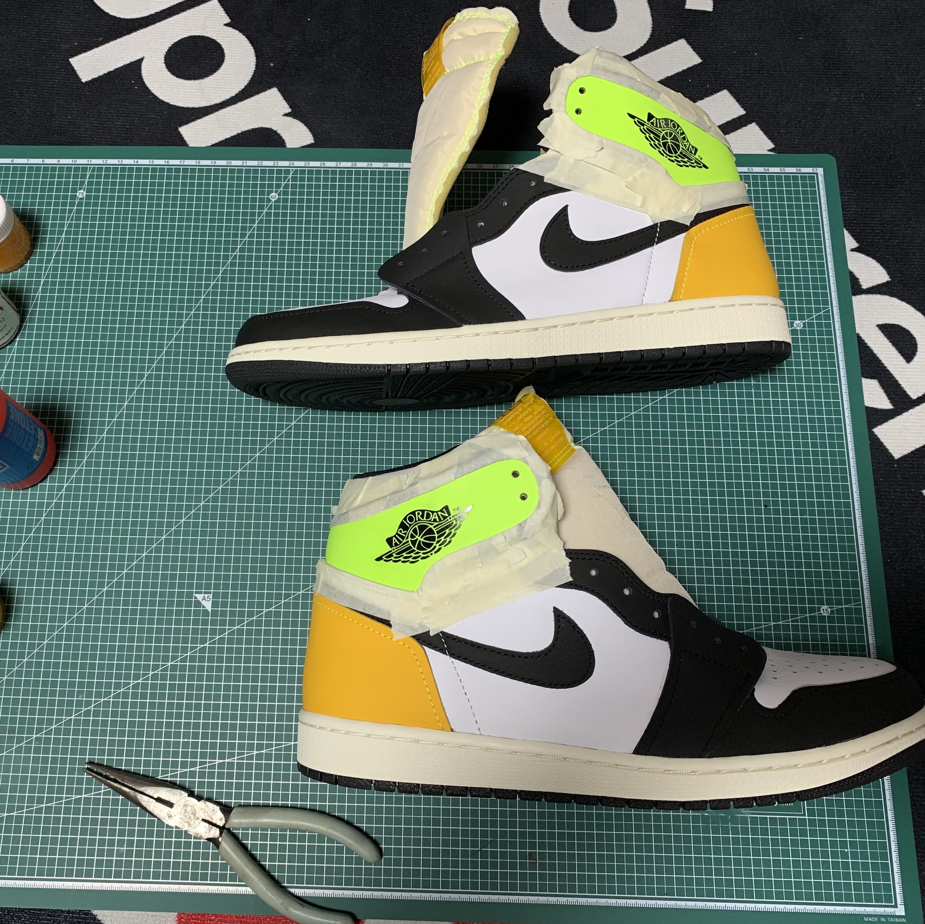 Jordan 1 Retro High OG Volt Gold 착용 스타일 - 1